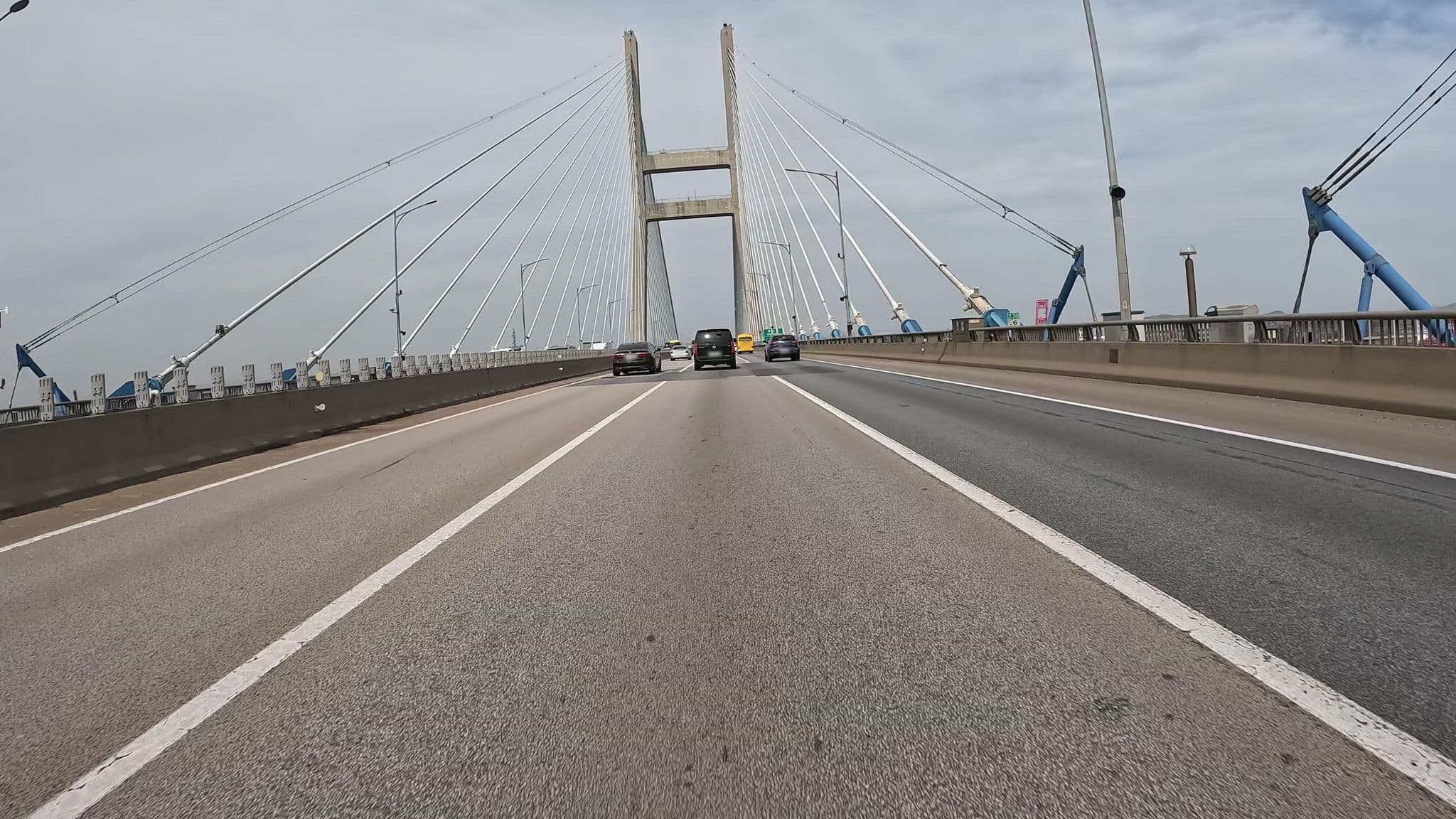 Street view near 행담랜드 해수피아, Tangjin — © eneerhut (CC BY-SA · Mapillary)