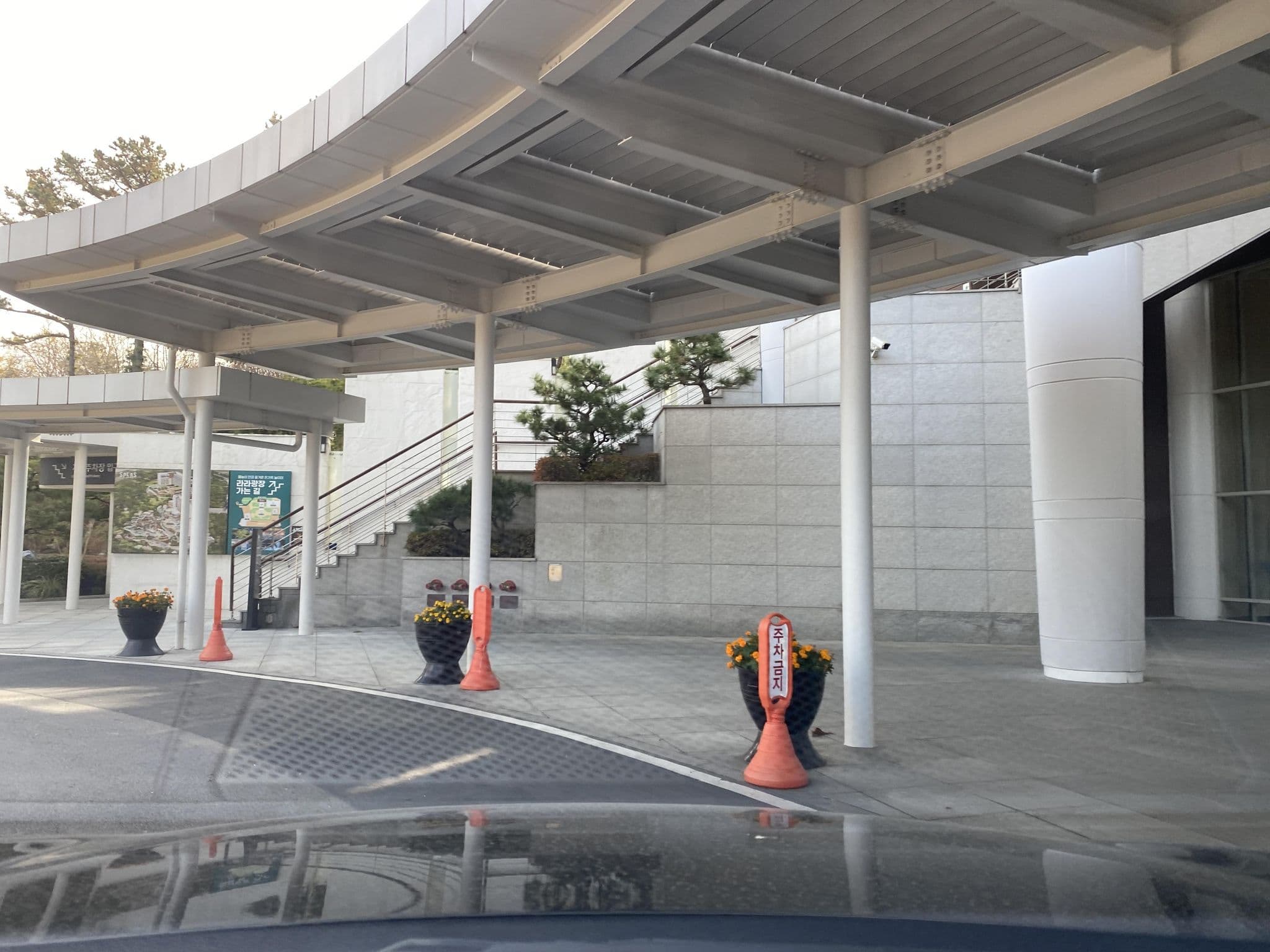Street view near HAVE 9, Hongseong — © eneerhut (CC BY-SA · Mapillary)
