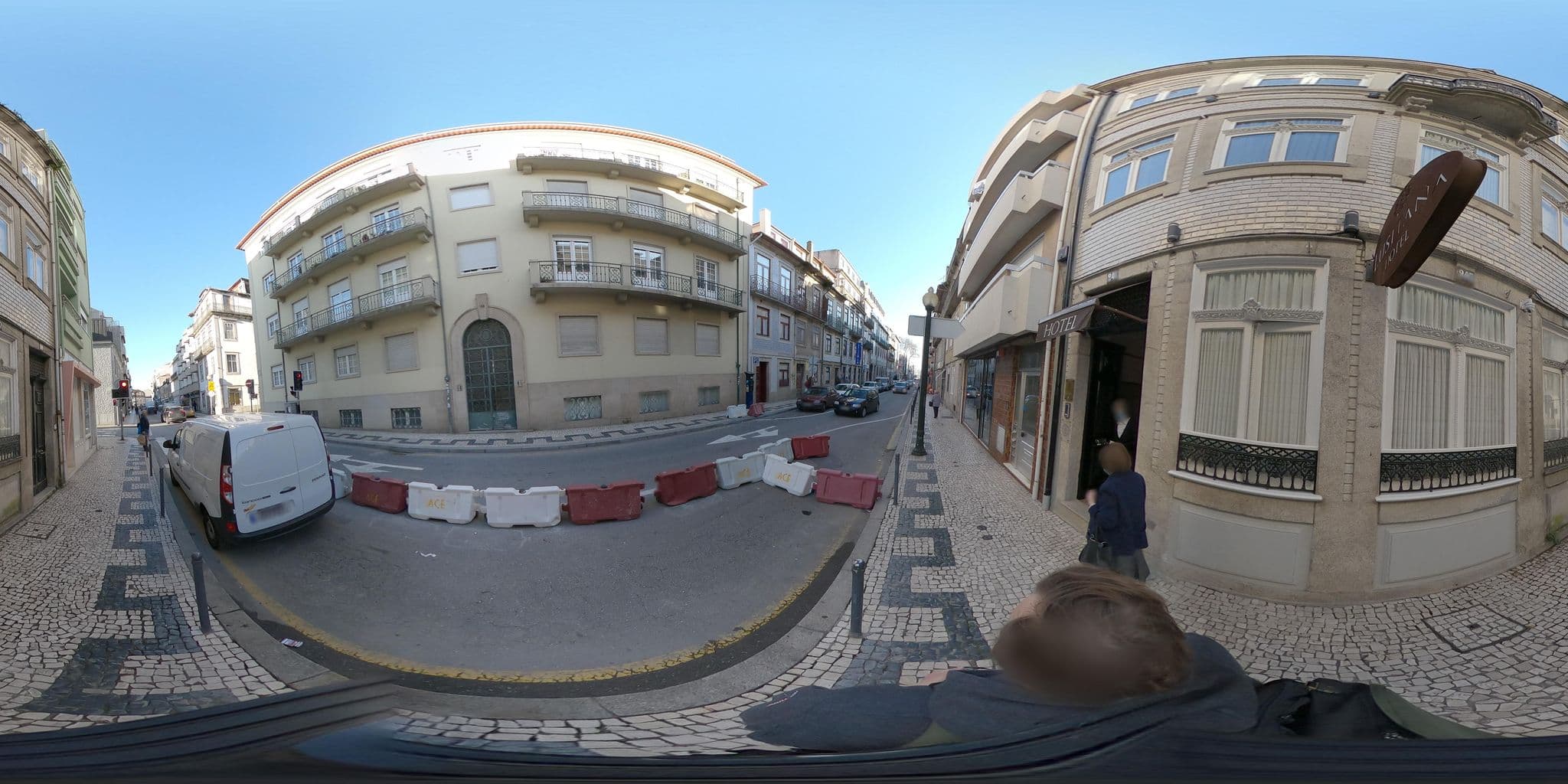 Street view near Lusitana Hotel, Porto — © skfd (CC BY-SA · Mapillary)