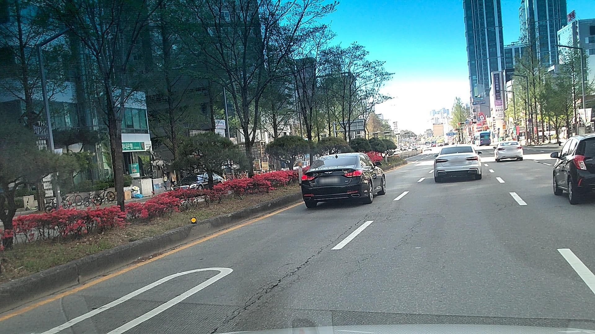 Street view near 파라곤, Daejeon — © rororiro (CC BY-SA · Mapillary)