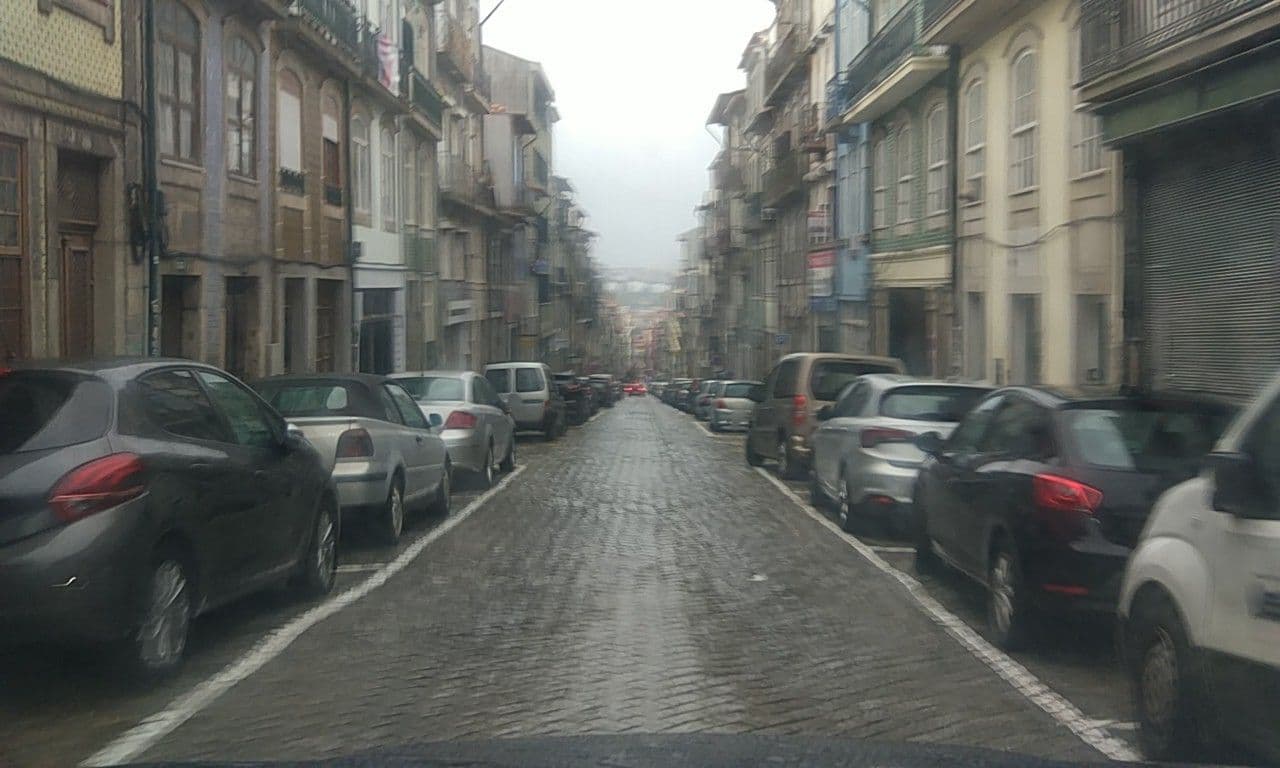 Street view near Porto Vintage, Porto