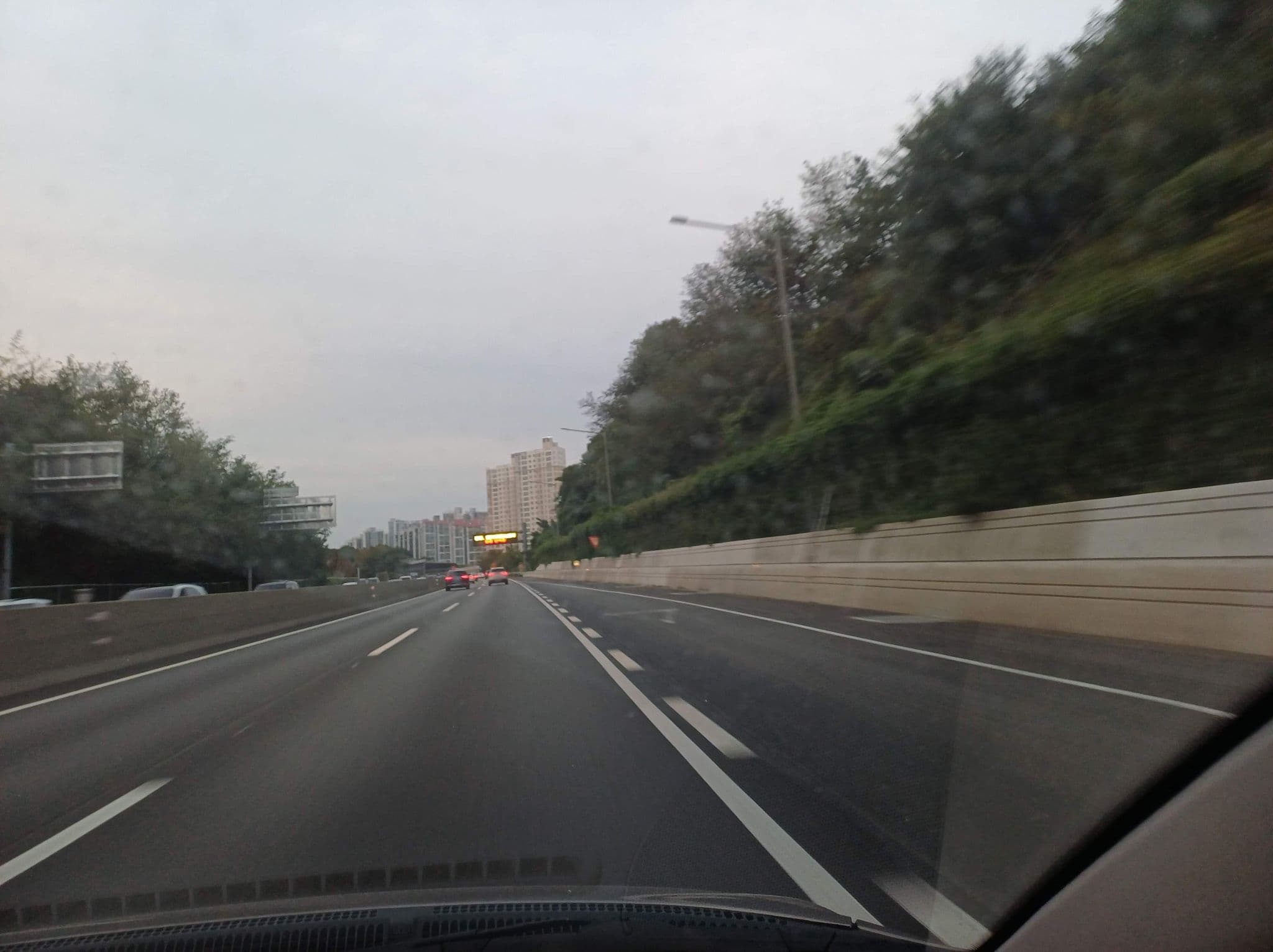 Street view near 쉬리모텔 (청주), Cheongju-si — © qwer28i (CC BY-SA · Mapillary)