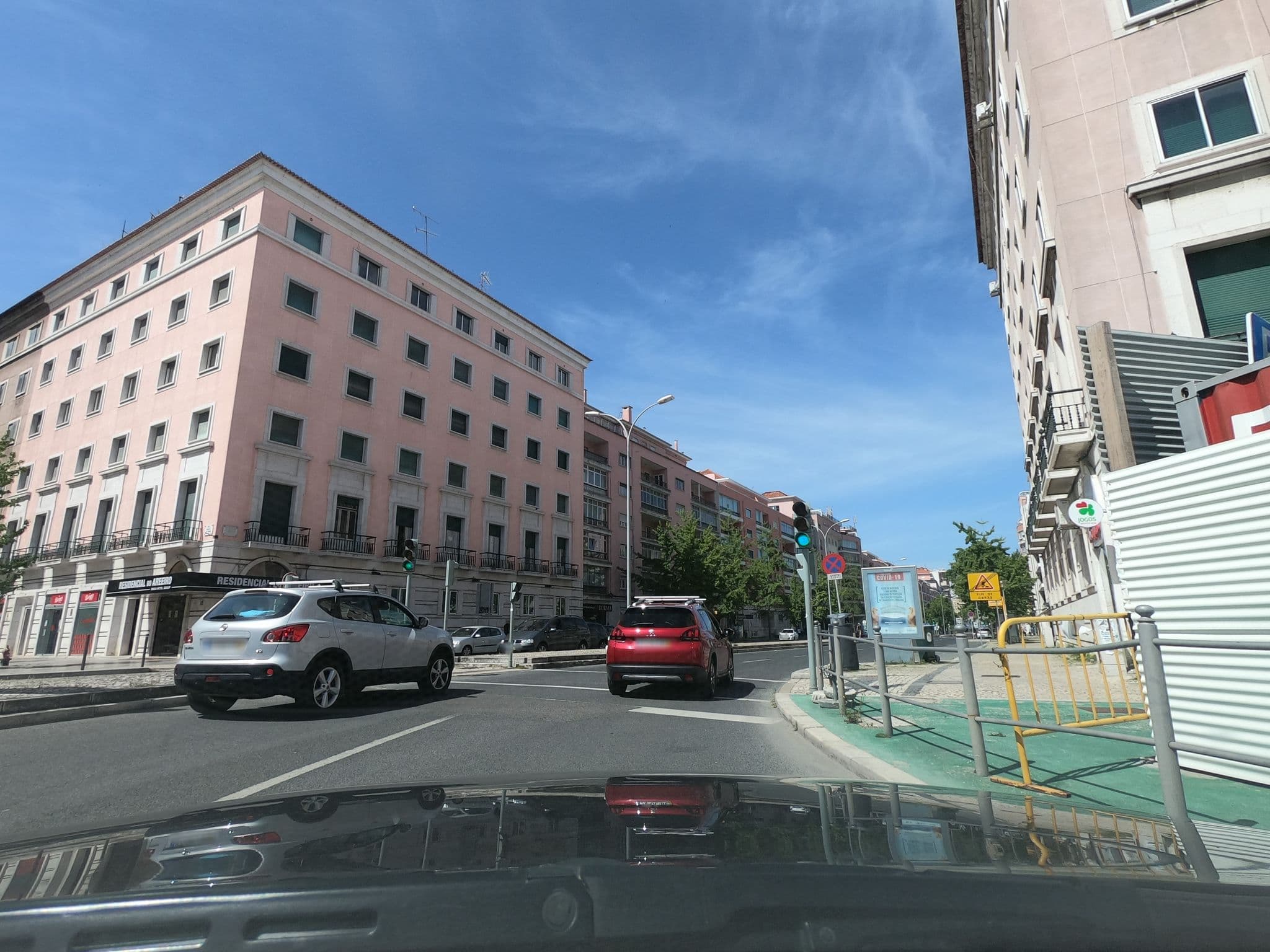 Street view near Gaspar House, Areeiro — © filohipo (CC BY-SA · Mapillary)