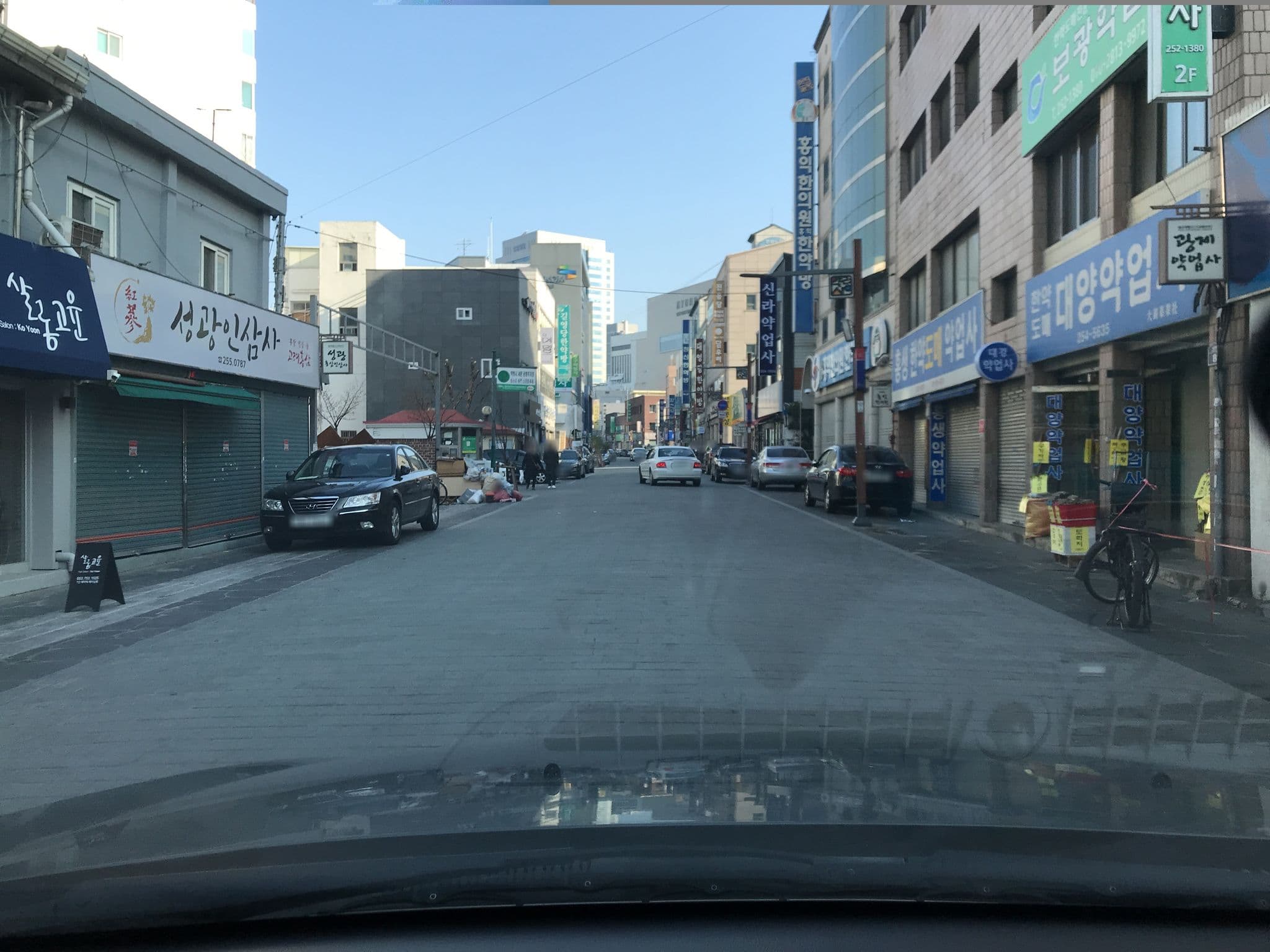 Street view near Onna guesthouse, Daegu — © harderthan (CC BY-SA · Mapillary)