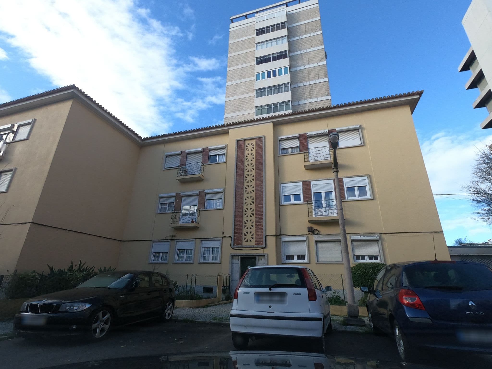 Street view near Mynooklisbon, Alvalade — © filohipo (CC BY-SA · Mapillary)