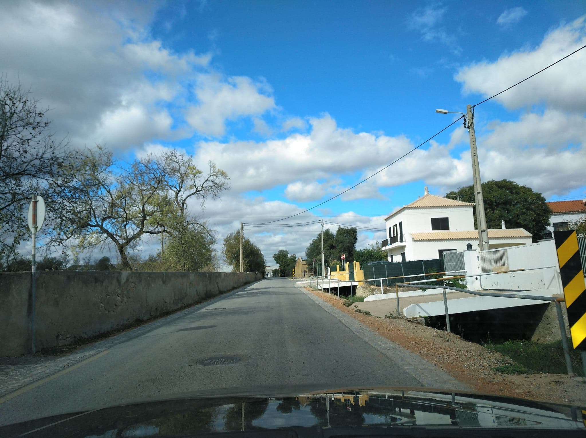 Street view near casa da torre, Luz — © filohipo (CC BY-SA · Mapillary)