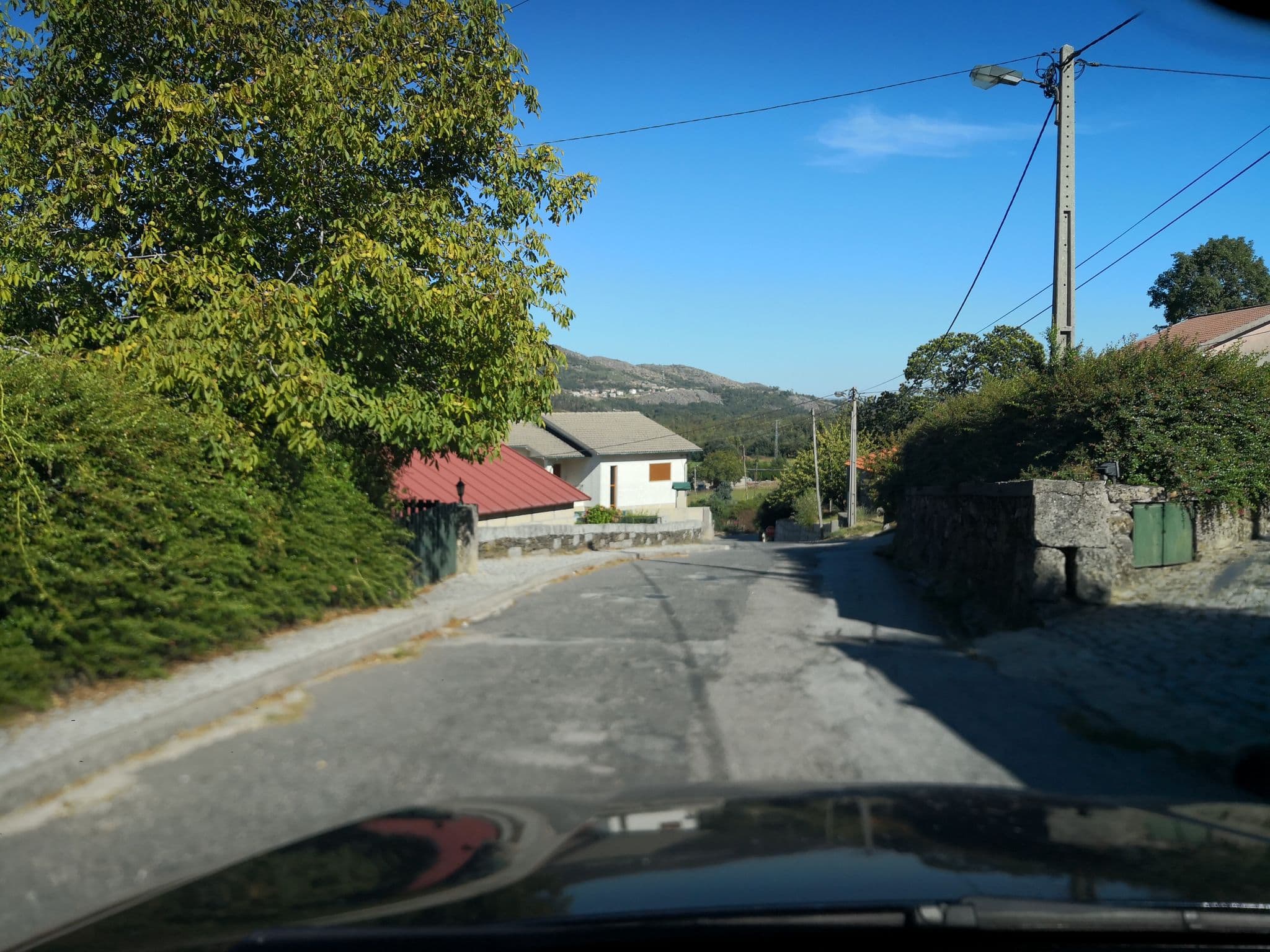 Street view near Casa da Campânia, Vila Real — © sanjorgepinho (CC BY-SA · Mapillary)