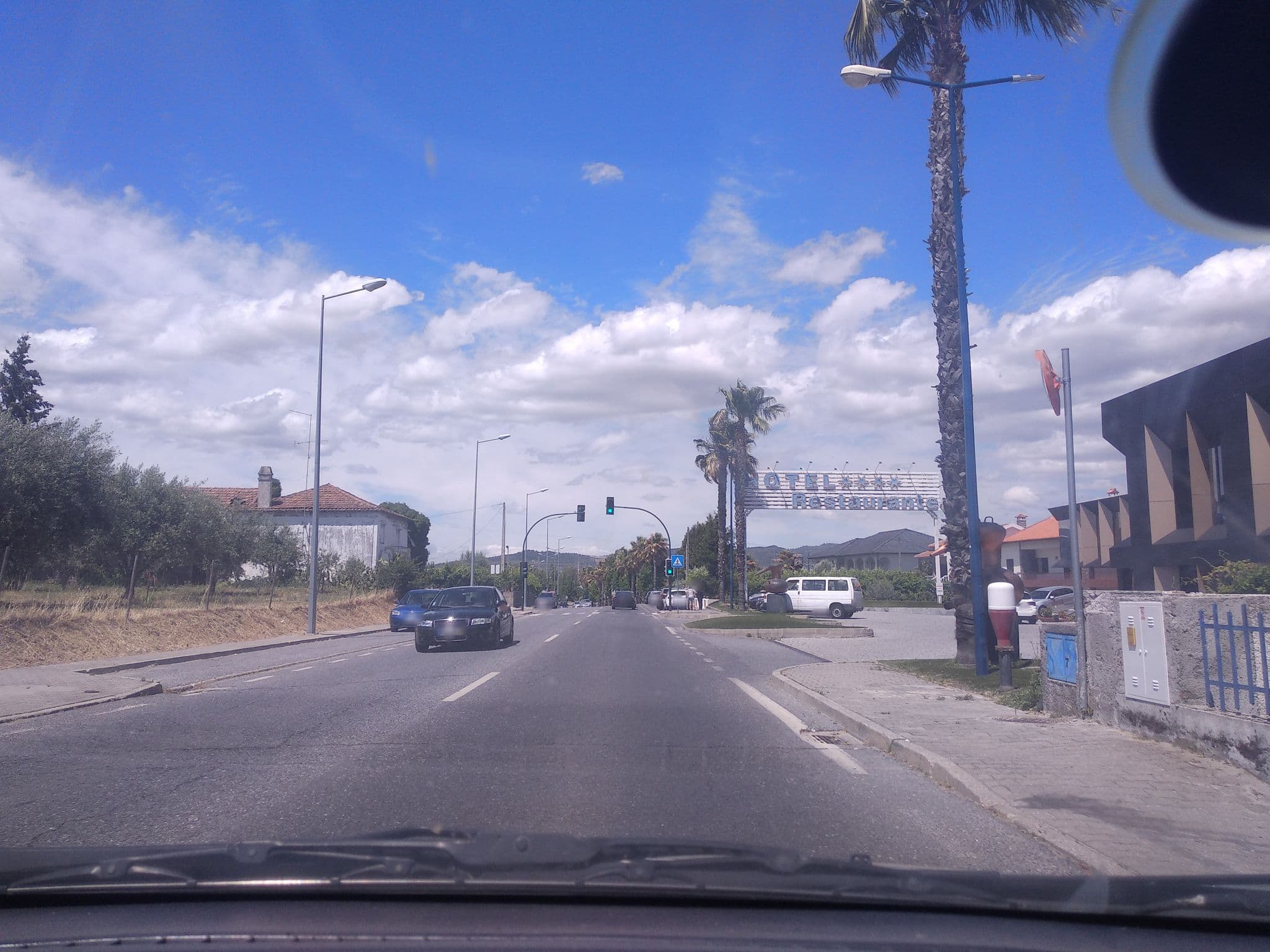 Street view near Alambique Hotel Resort & Spa, Fundão — © alex9099 (CC BY-SA · Mapillary)