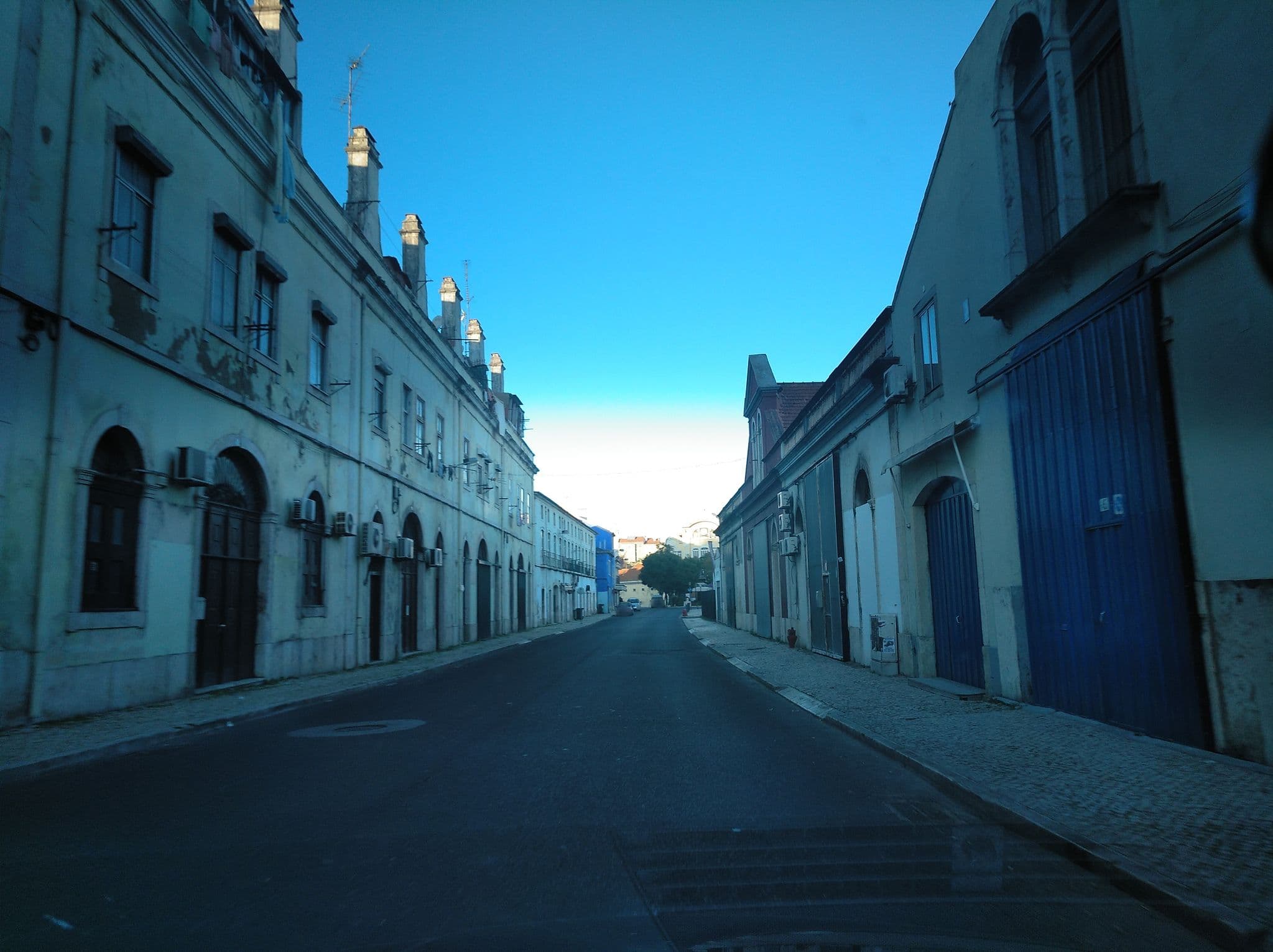 Street view near B:Mar Hostel and Suites, Marvila — © filohipo (CC BY-SA · Mapillary)