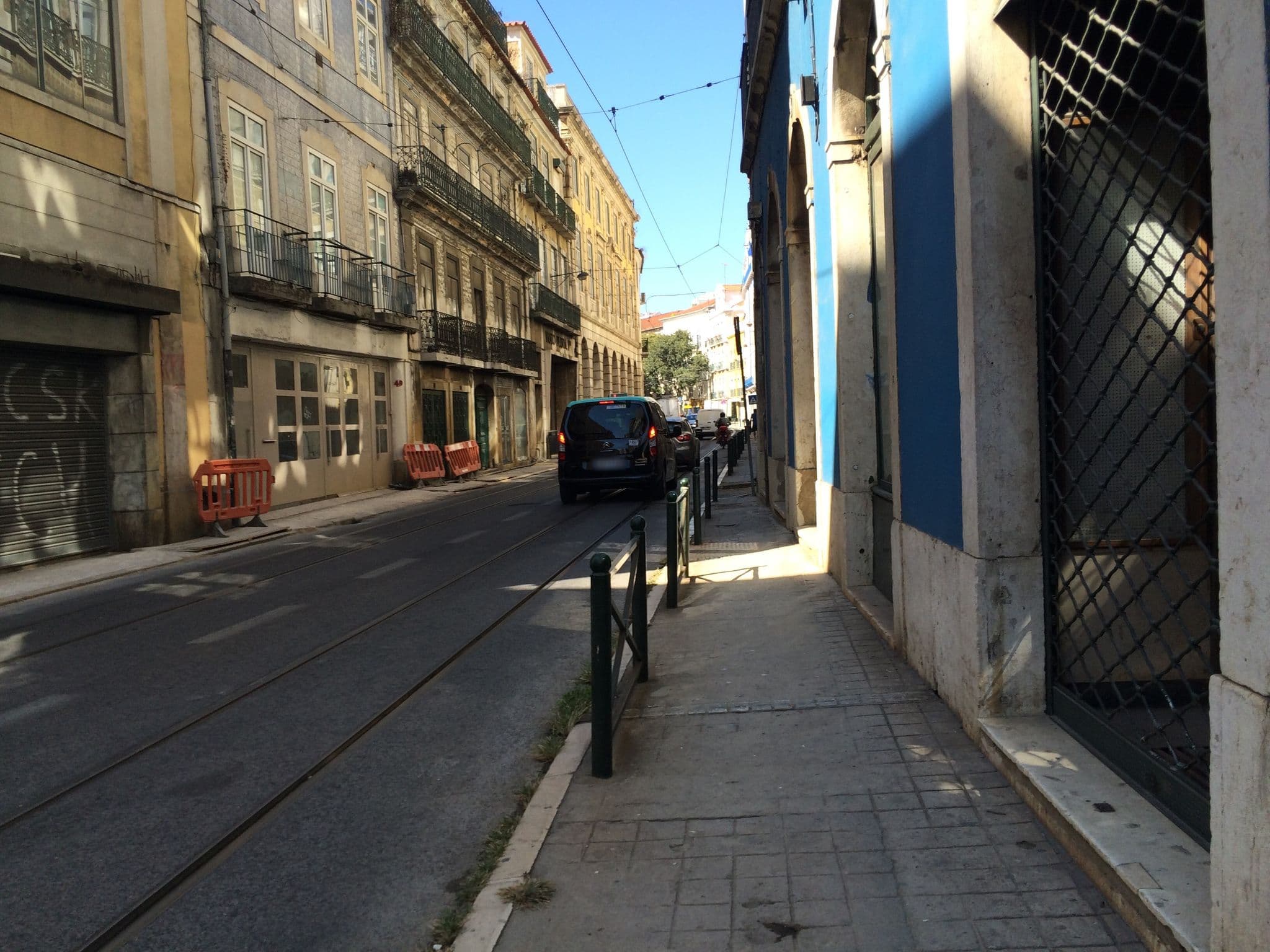 Street view near 54 São Paulo, Bairro Alto — © peterleth (CC BY-SA · Mapillary)