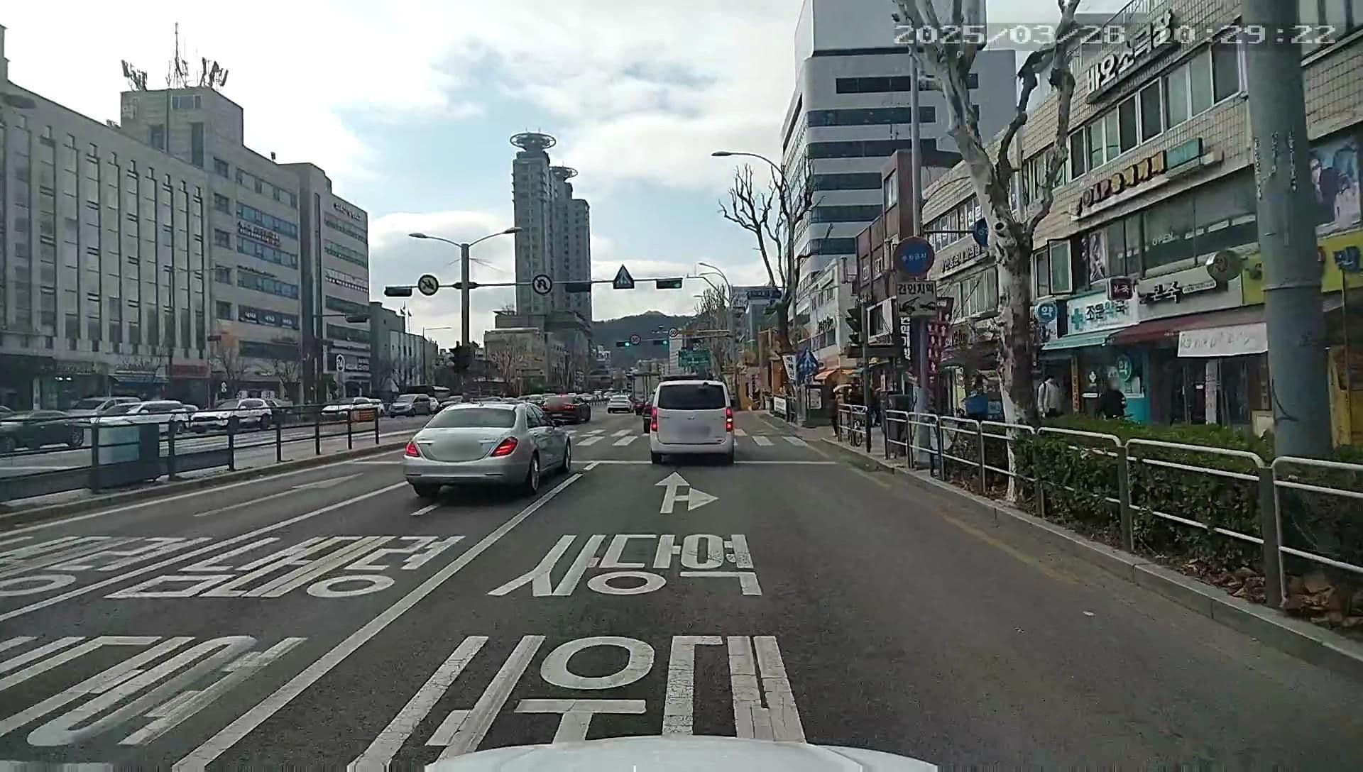 Street view near 미라지 허델, Siheungdong — © motov (CC BY-SA · Mapillary)