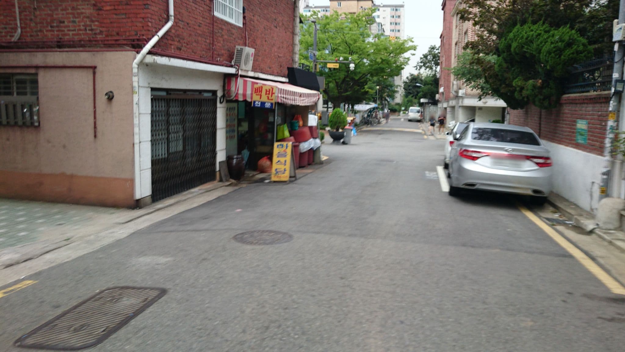 Street view near 화이트테일 백패커 & 호스텔, Seoul — © xma (CC BY-SA · Mapillary)