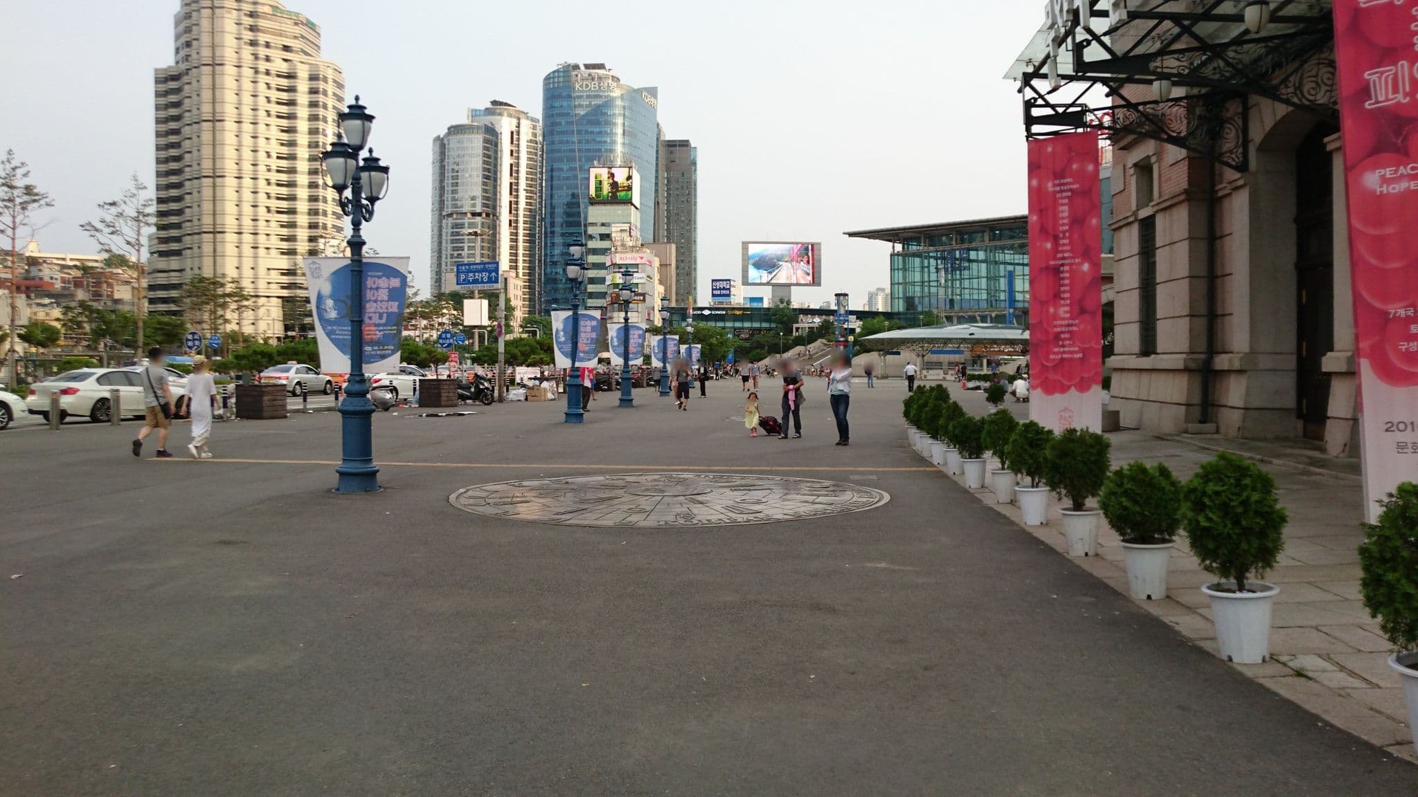 Street view near 호텔마누, Seoul — © xma (CC BY-SA · Mapillary)