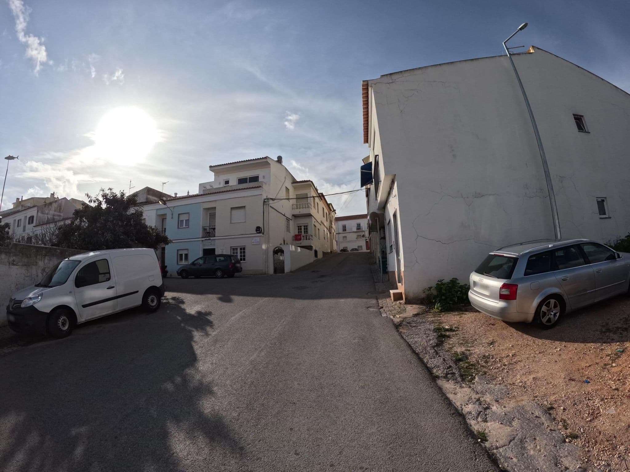 Street view near Lacus Ocean, Lagos — © claudiop (CC BY-SA · Mapillary)
