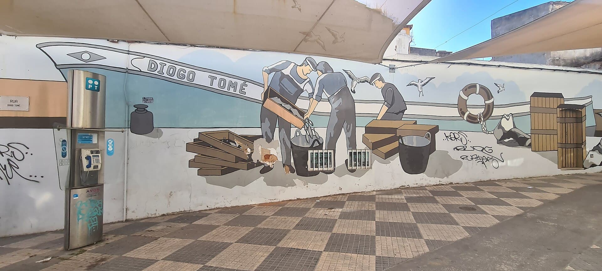 Aloha Hostel (via Wikimedia Commons, CC BY-SA 4.0)