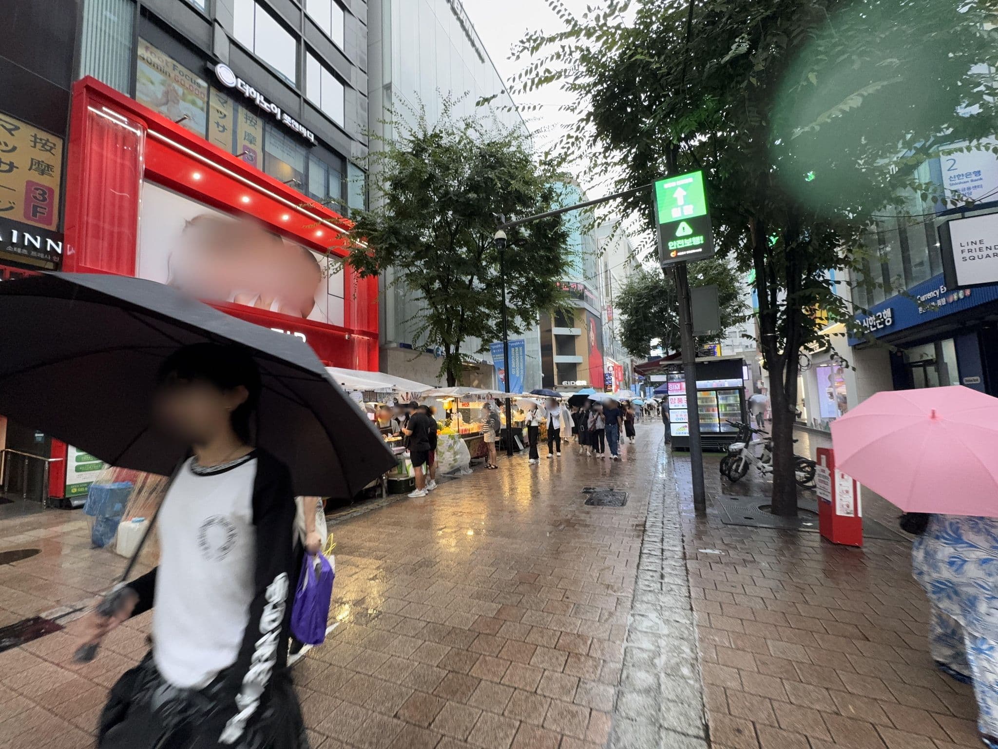 Street view near Sotetsu Fresa Inn, Seoul — © filipb (CC BY-SA · Mapillary)