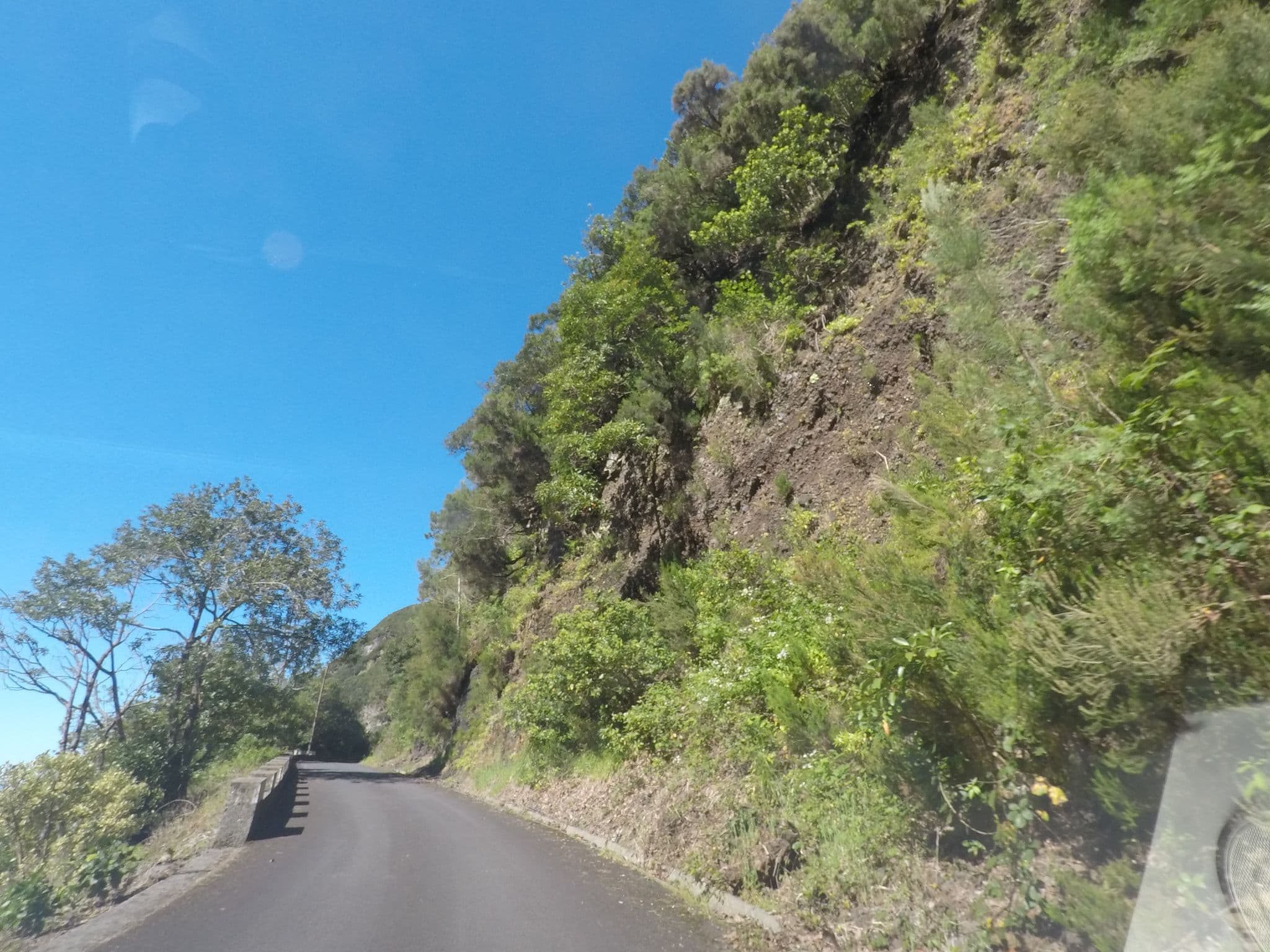 Street view near Gaya Camping, São Vicente — © nunocaldeira (CC BY-SA · Mapillary)