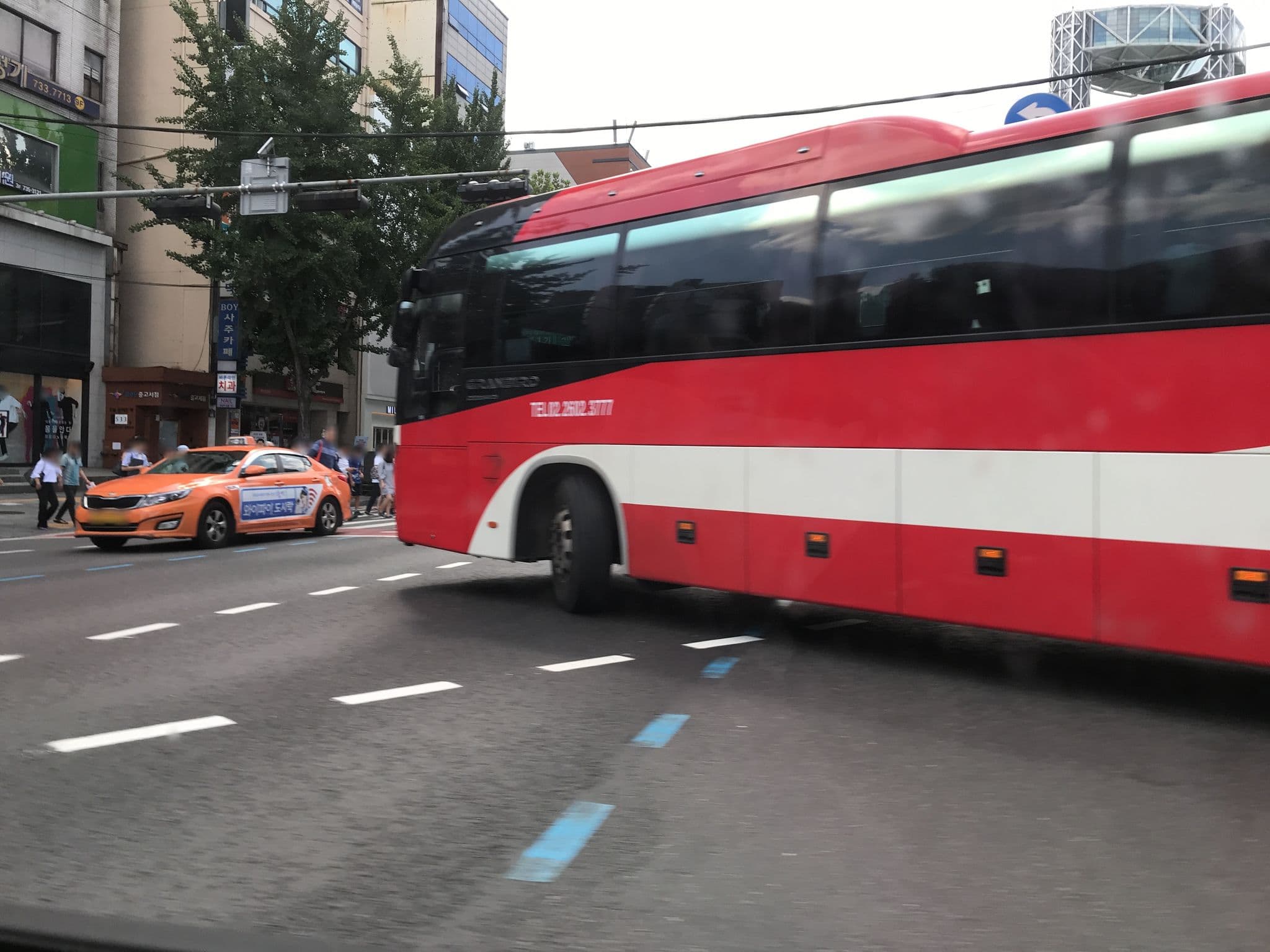 Street view near SWAMP of TOEFL, Seoul — © kilburn (CC BY-SA · Mapillary)