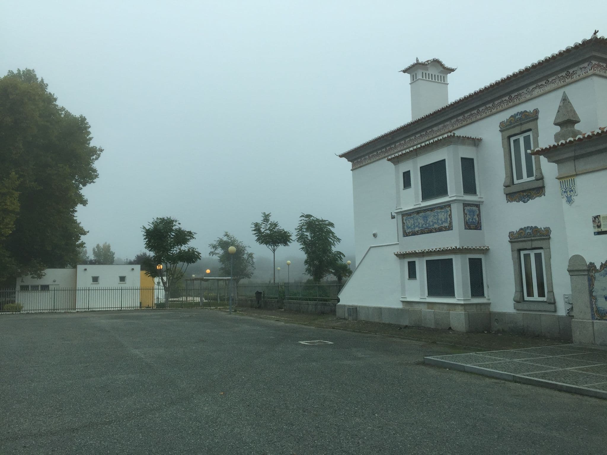 Street view near Estalagem Rainha Dona Leonor, Alter do Chão — © ptmap (CC BY-SA · Mapillary)