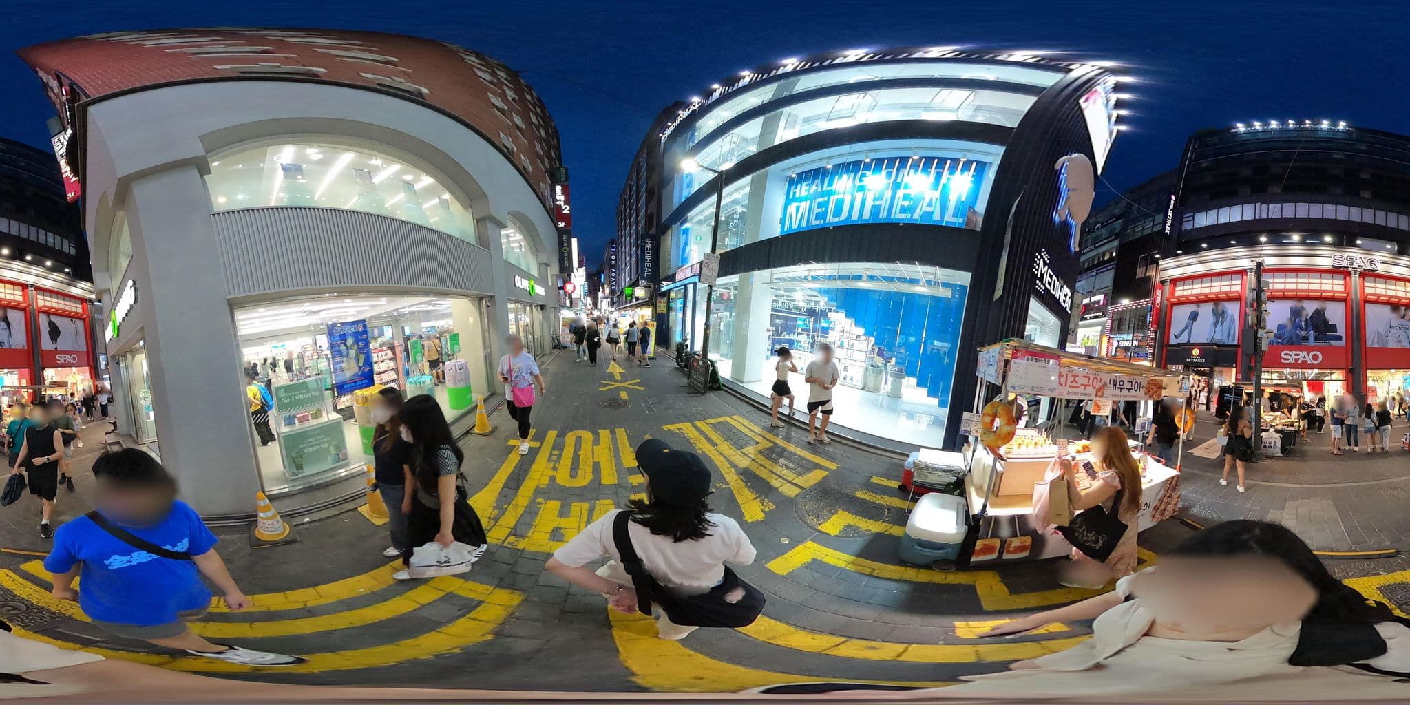 Street view near Ekonomy Hotel Myeongdong Premier, Seoul — © lisbethw1130 (CC BY-SA · Mapillary)