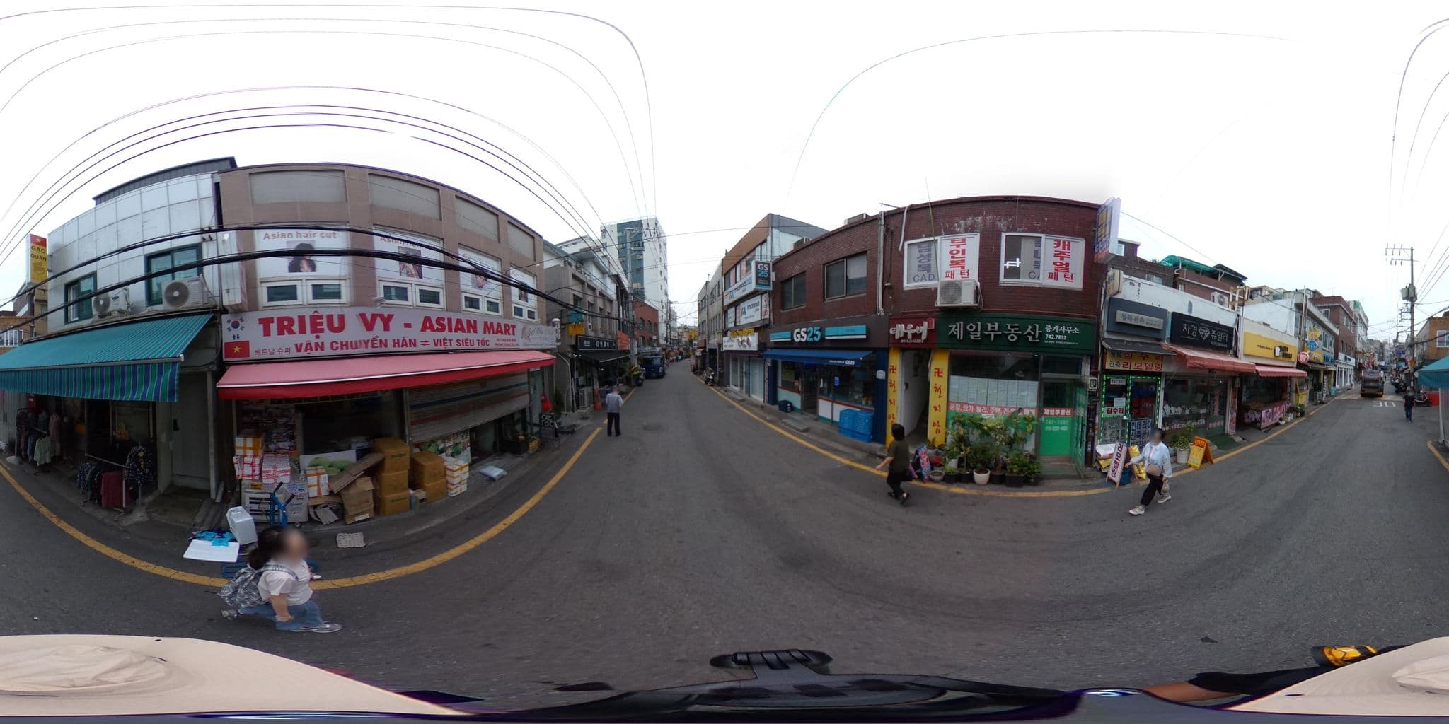 Street view near Hostel Vanilla Dongdaemun 1 (호스텔 바닐라 동대문 1), Seoul — © monotaxism (CC BY-SA · Mapillary)