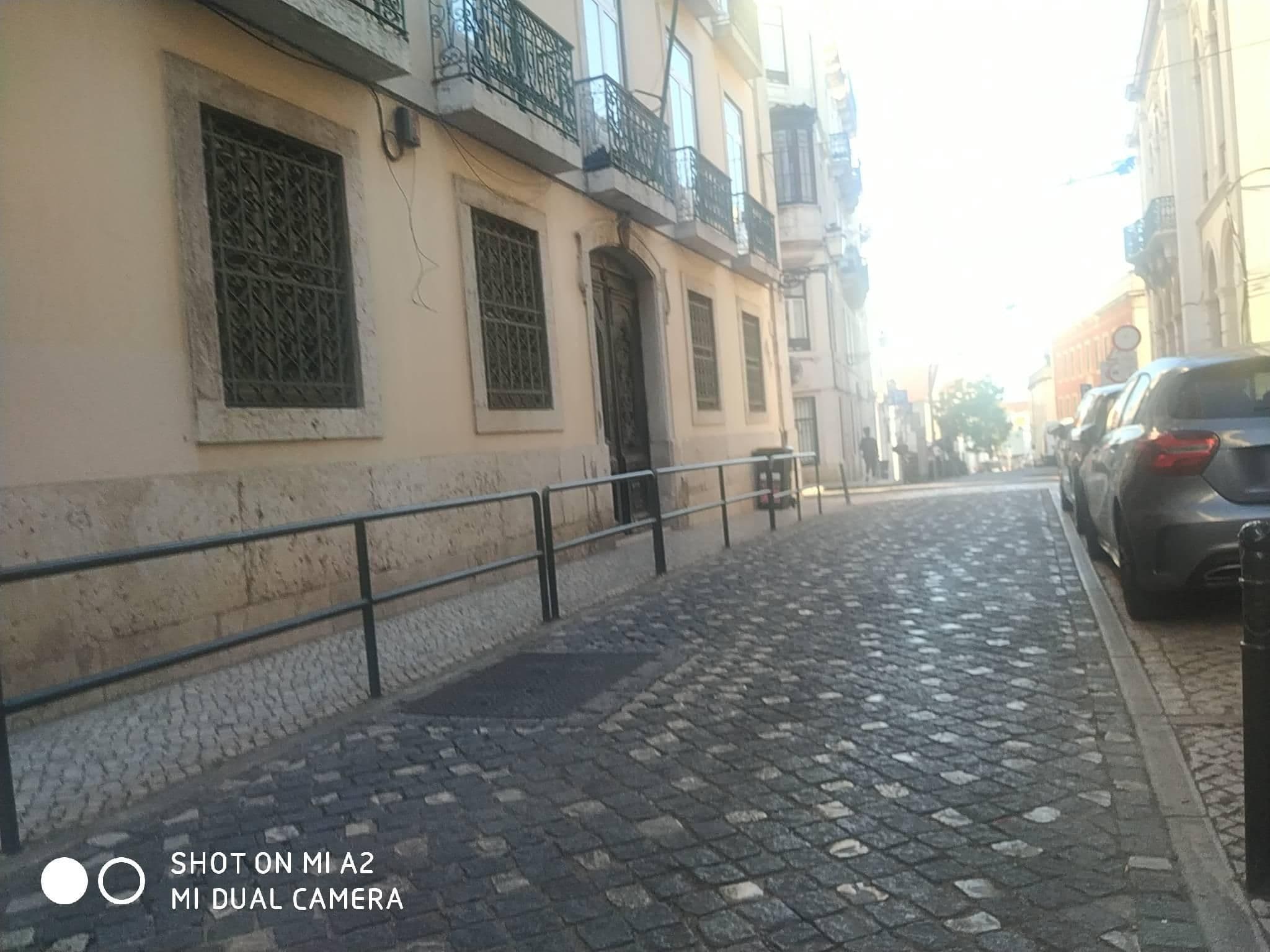 Street view near Chiado 44, Bairro Alto — © filohipo (CC BY-SA · Mapillary)