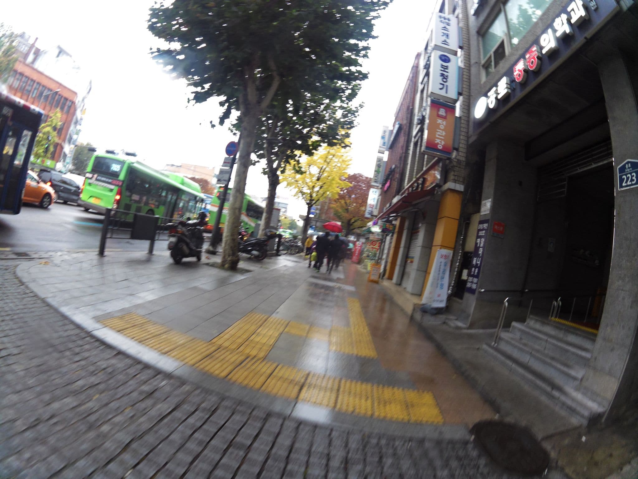 Street view near hotel tong, Seoul — © xma (CC BY-SA · Mapillary)