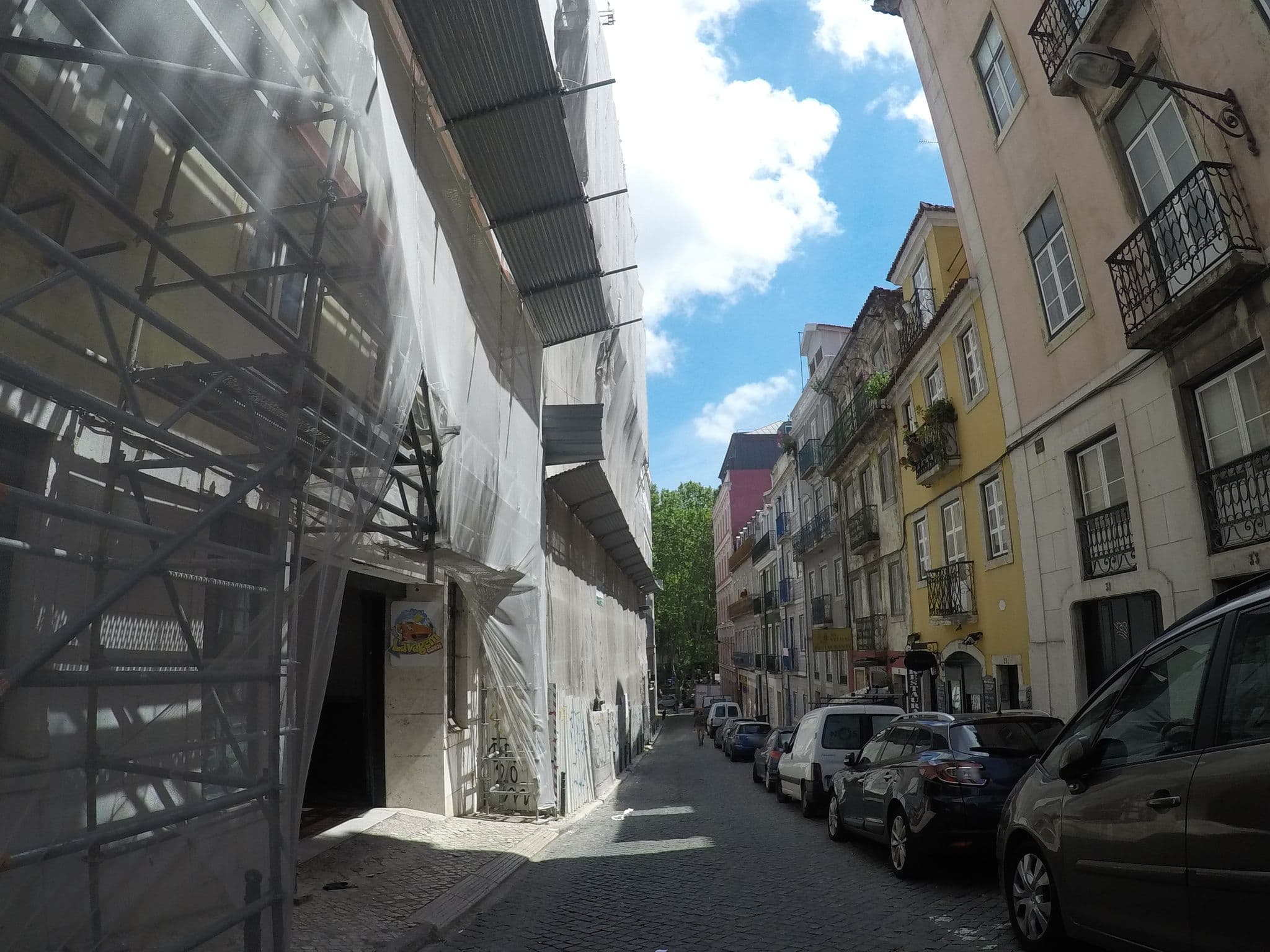 Street view near Alegria Hotel, São Mamede — © chrisbeddow (CC BY-SA · Mapillary)