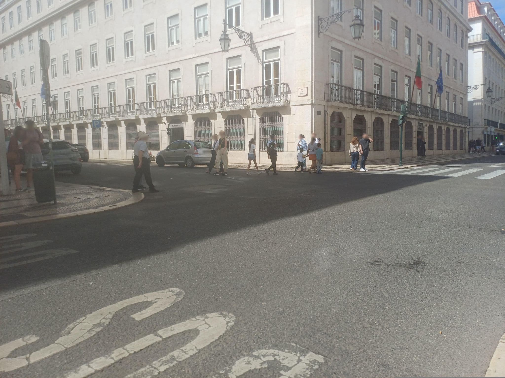 Street view near Pousada de Lisboa, Baixa — © beer119 (CC BY-SA · Mapillary)