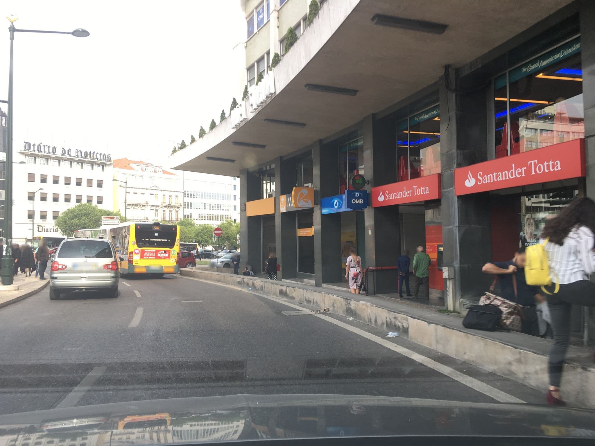 Street view near Hotel Florida, Lisbon — © davipt (CC BY-SA · Mapillary)
