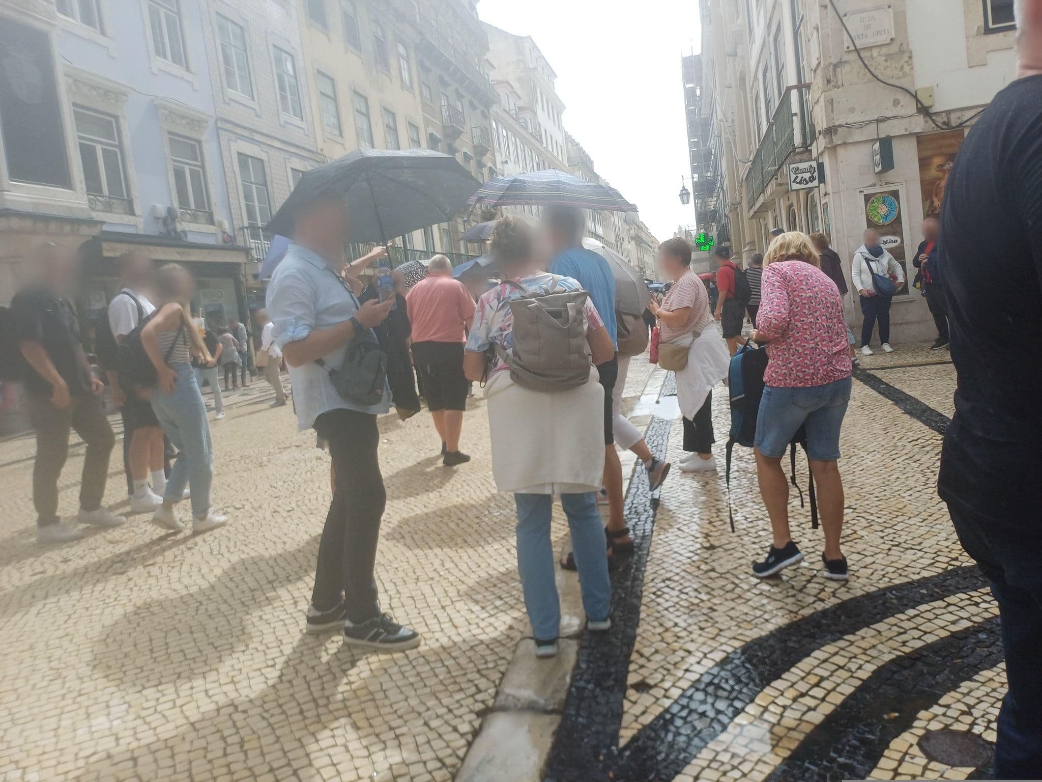 Street view near Hotel Santa Justa, Baixa — © beer119 (CC BY-SA · Mapillary)