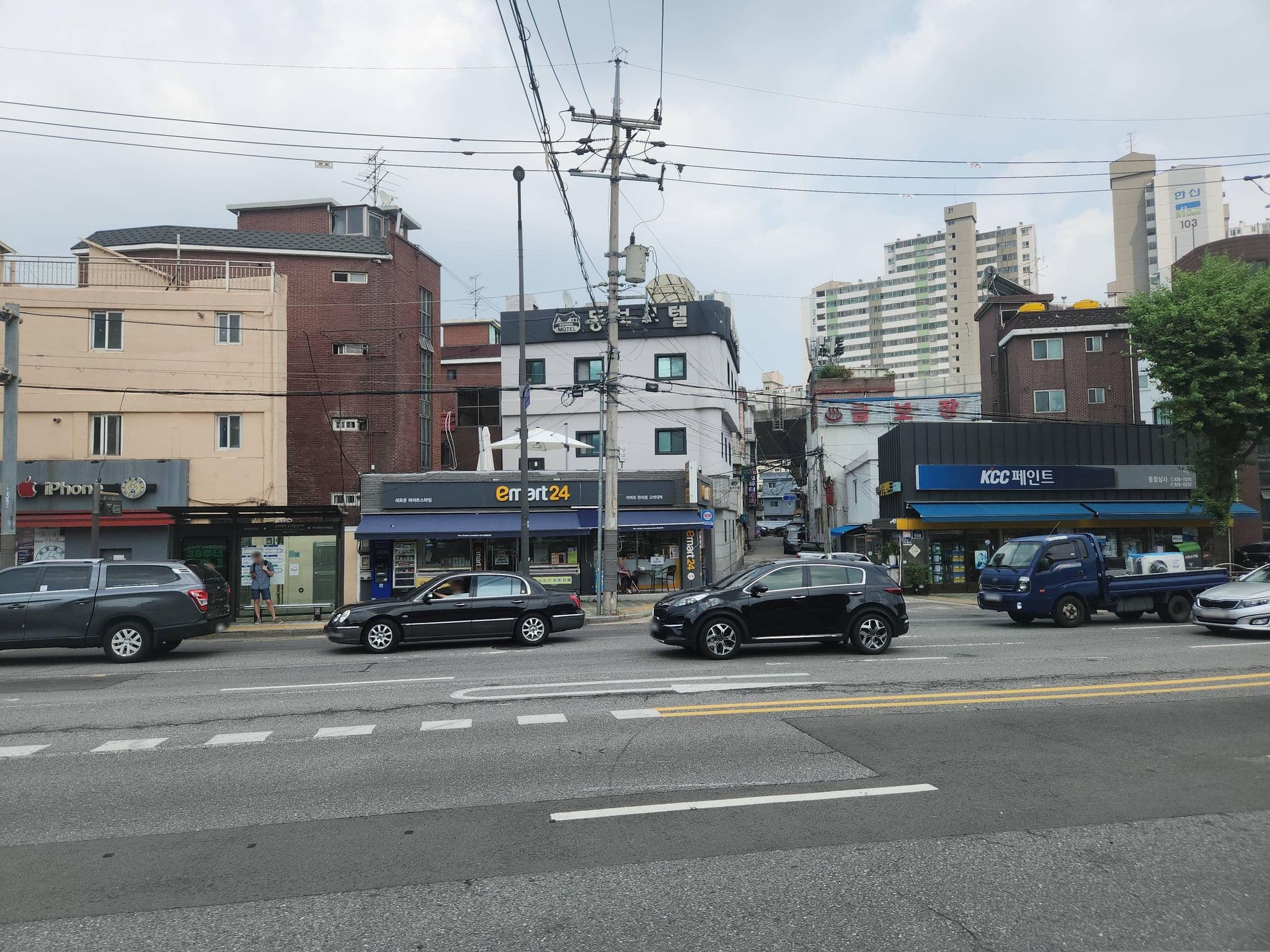 Street view near 동보모텔, Seoul — © korscene (CC BY-SA · Mapillary)