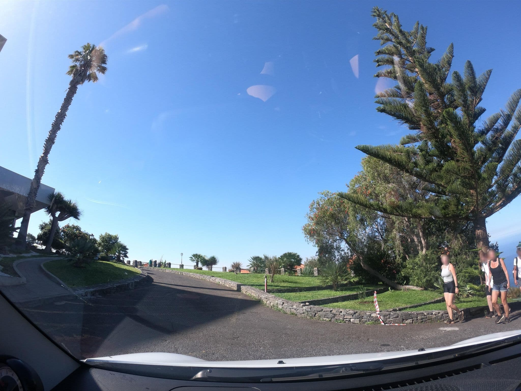 Street view near Jardim Atlântico, Fajã da Ovelha — © filipesilva (CC BY-SA · Mapillary)