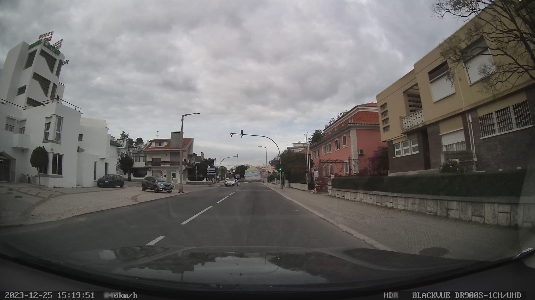 Street view near Hotel Laitau, Setúbal — © sanjorgepinho (CC BY-SA · Mapillary)