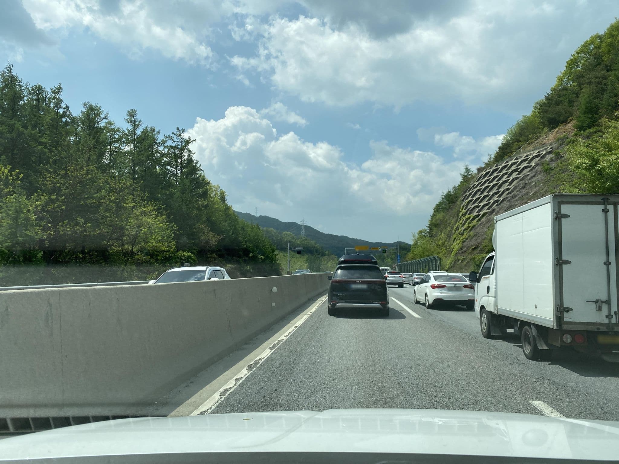 Street view near 폴의골목, Hwado — © eneerhut (CC BY-SA · Mapillary)