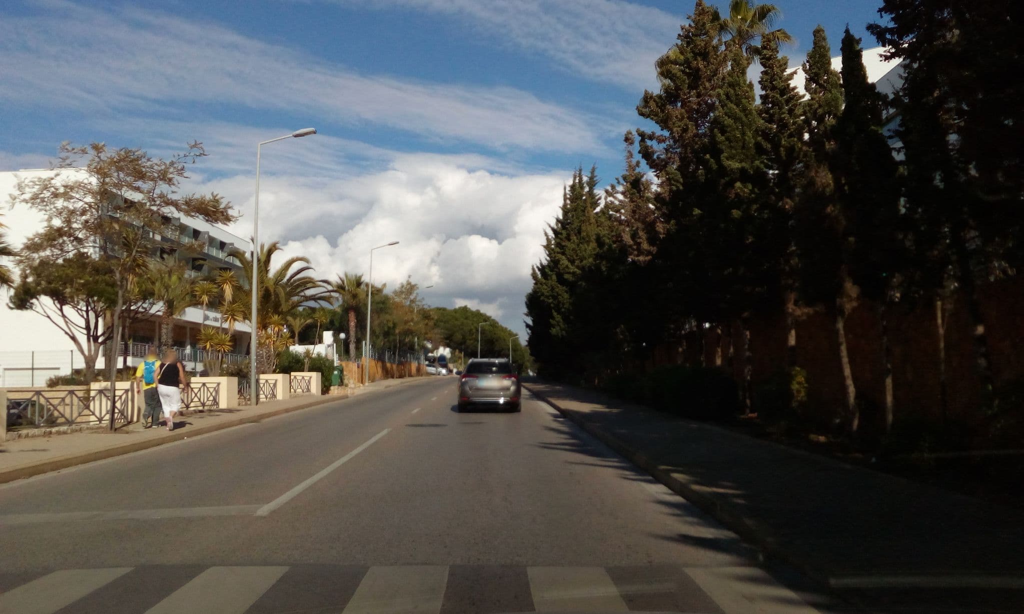 Street view near Hotel Alfagar II, Olhos de Água — © micmin1972 (CC BY-SA · Mapillary)