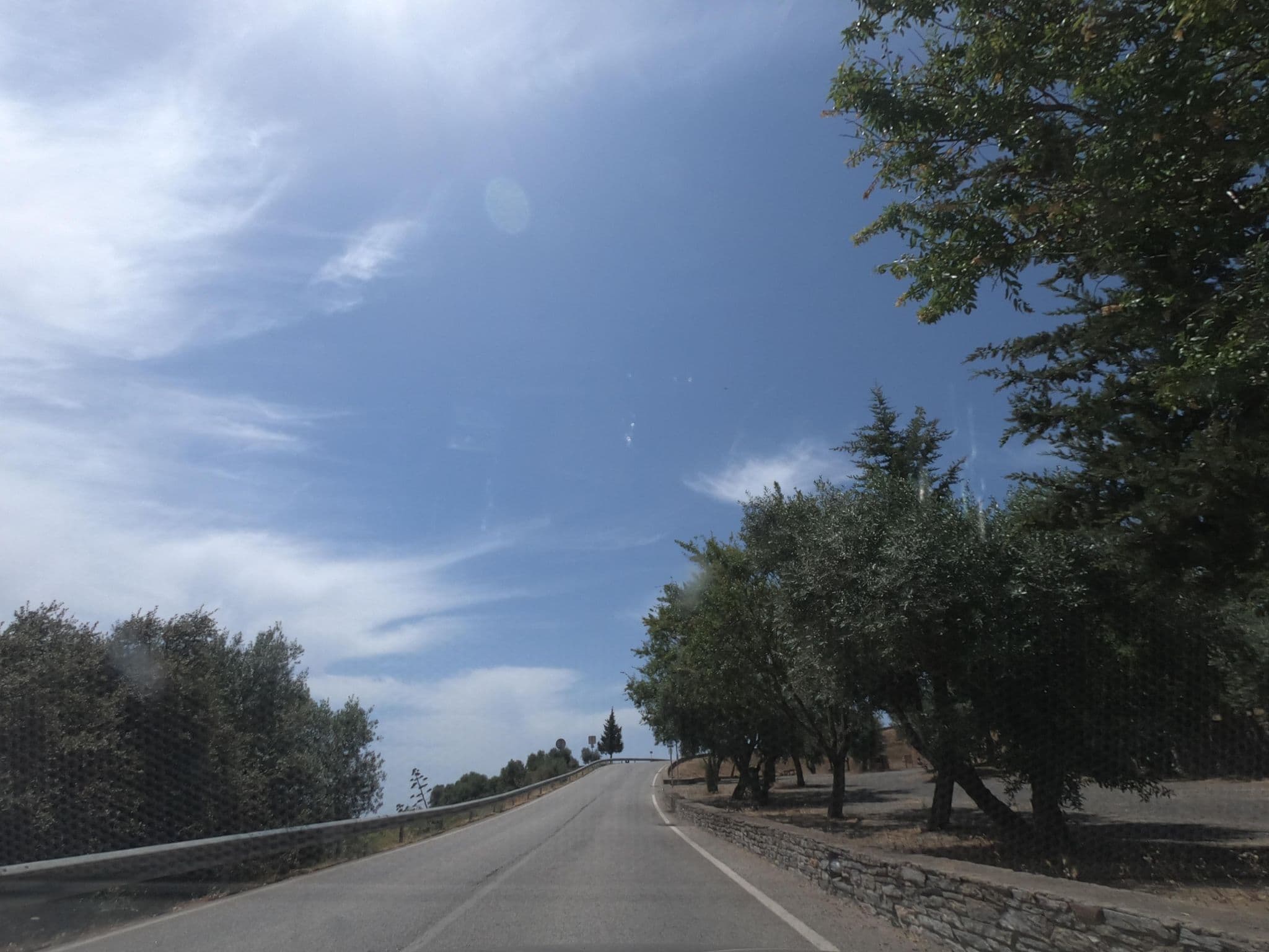Street view near Área de Autocaravanas de Monsaraz, Reguengos de Monsaraz — © filohipo (CC BY-SA · Mapillary)