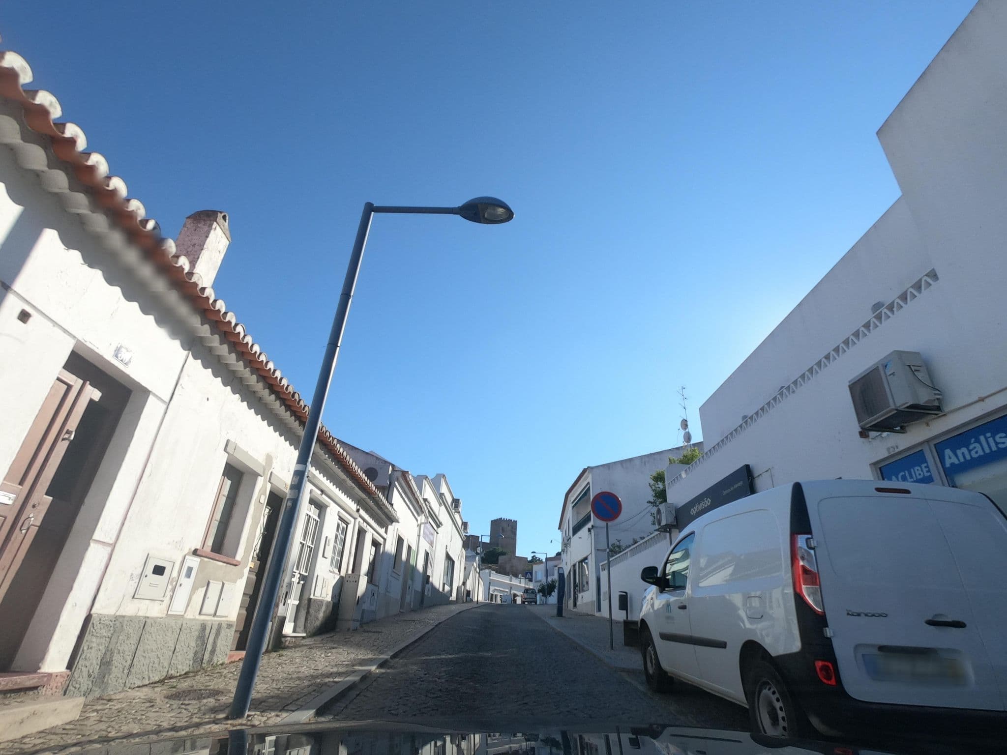 Street view near Beira Rio, Mértola — © filohipo (CC BY-SA · Mapillary)