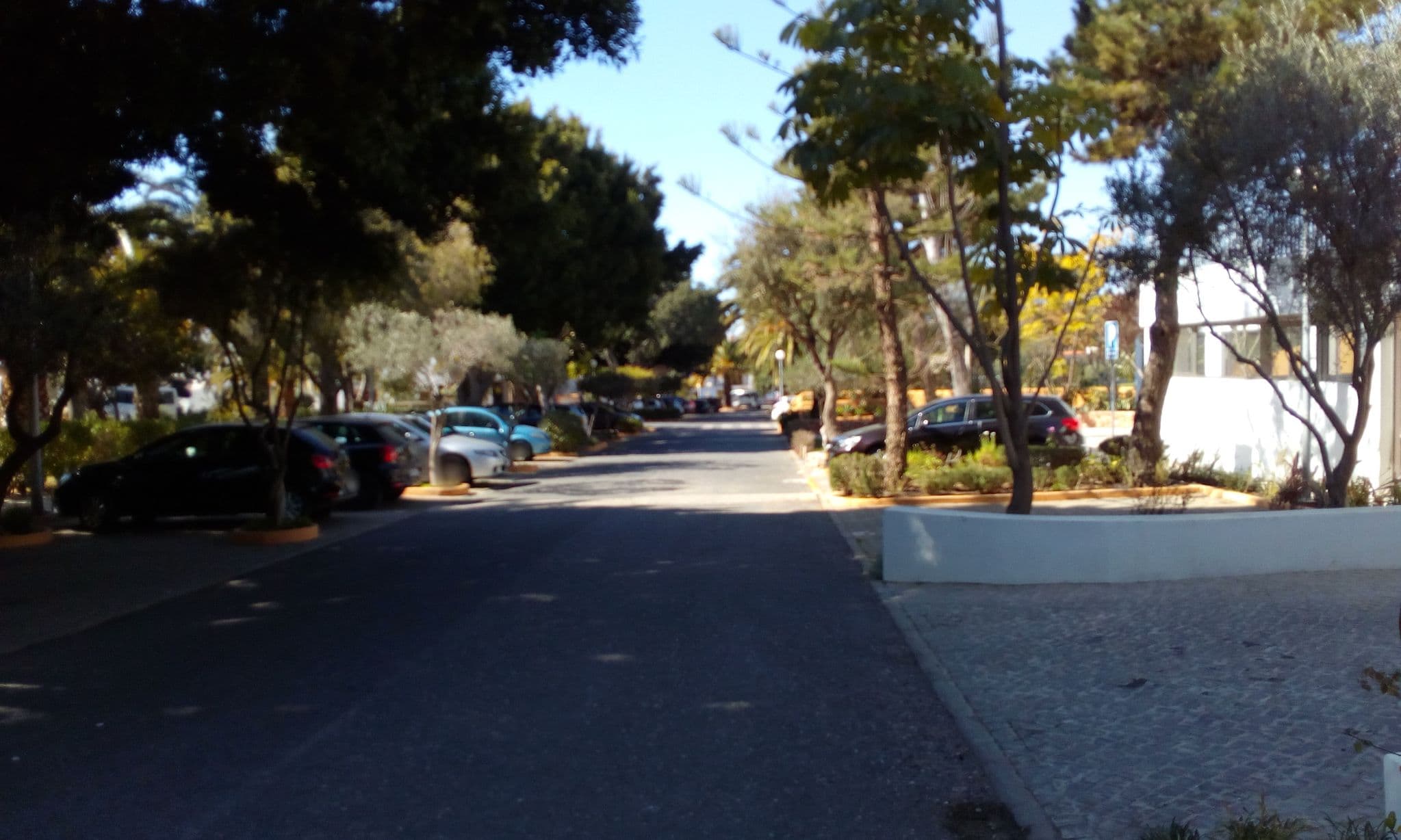 Street view near Alfagar Village, Olhos de Água — © micmin1972 (CC BY-SA · Mapillary)