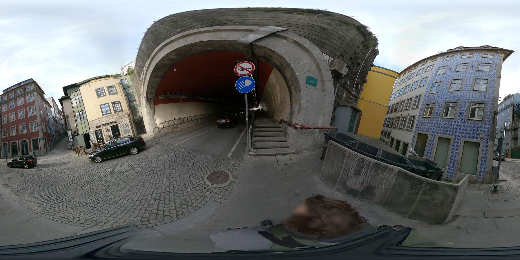Street view near My Ribeira Guest House, Porto