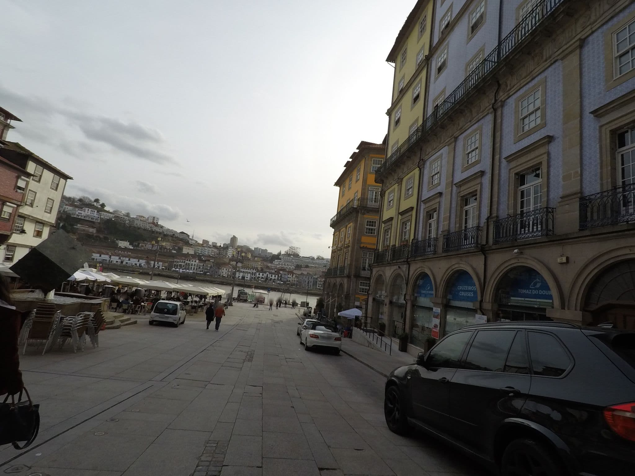 Street view near Ribeira 24, Porto
