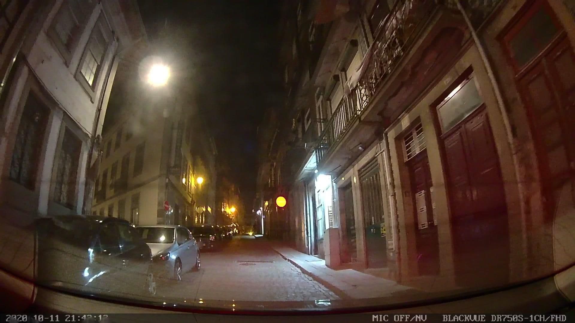 Street view near Yours, Porto — © sanjorgepinho (CC BY-SA · Mapillary)