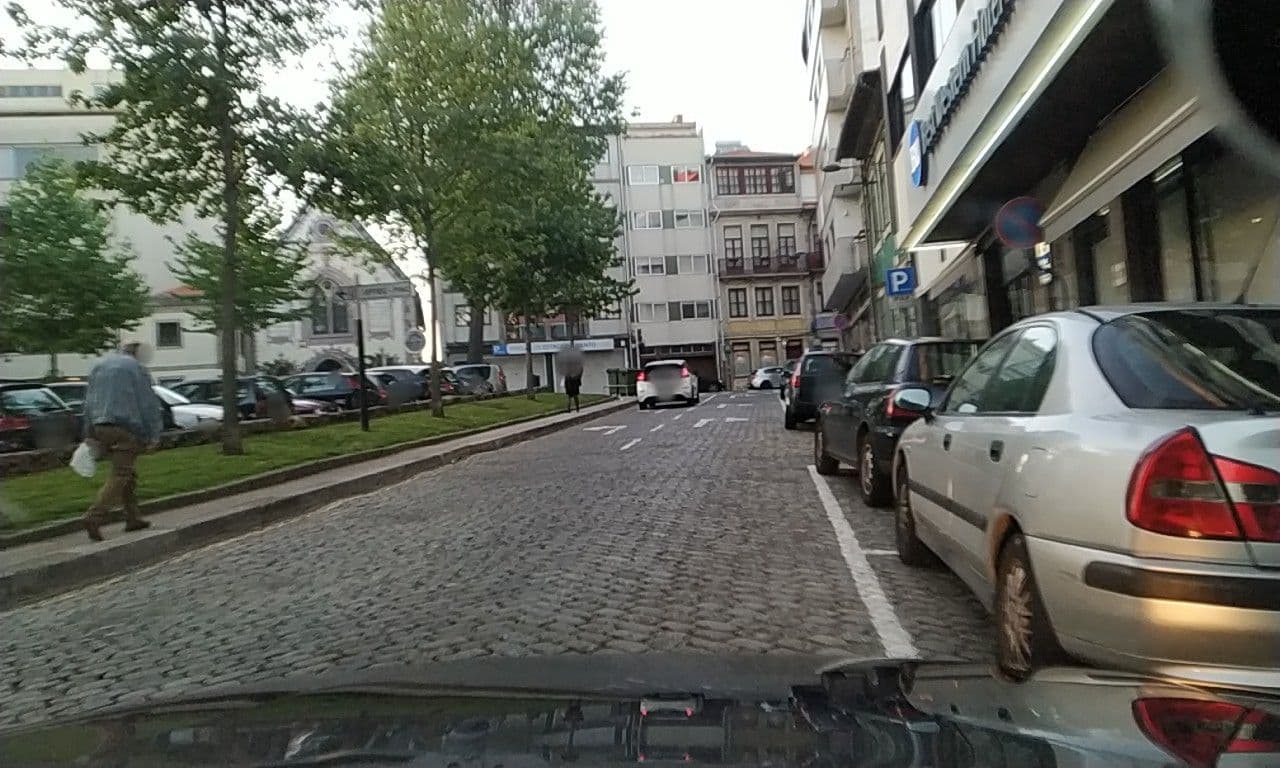 Street view near Casual Inca, Porto