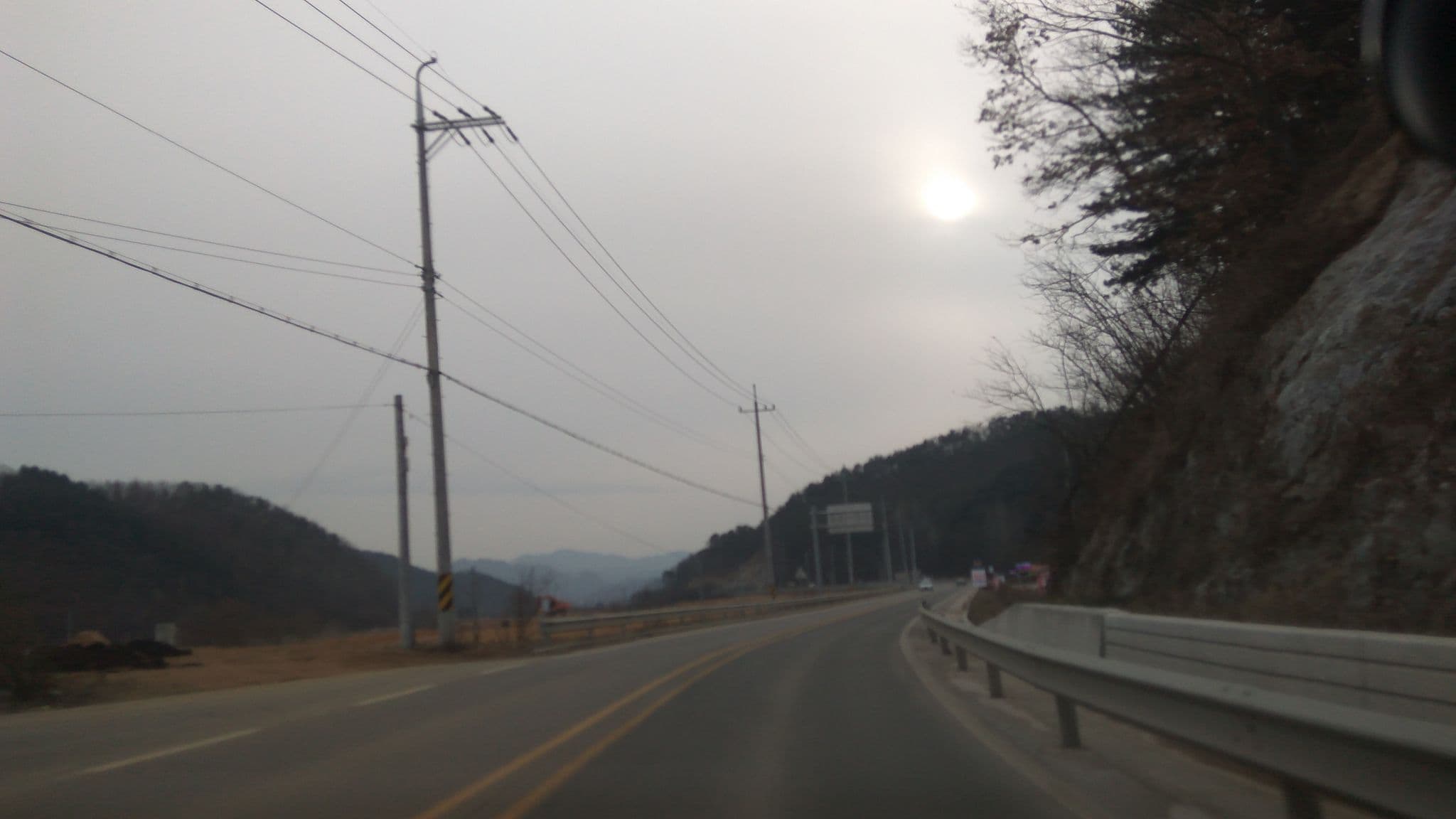 Street view near 코레일 낙산연수원, Chuncheon — © eneerhut (CC BY-SA · Mapillary)
