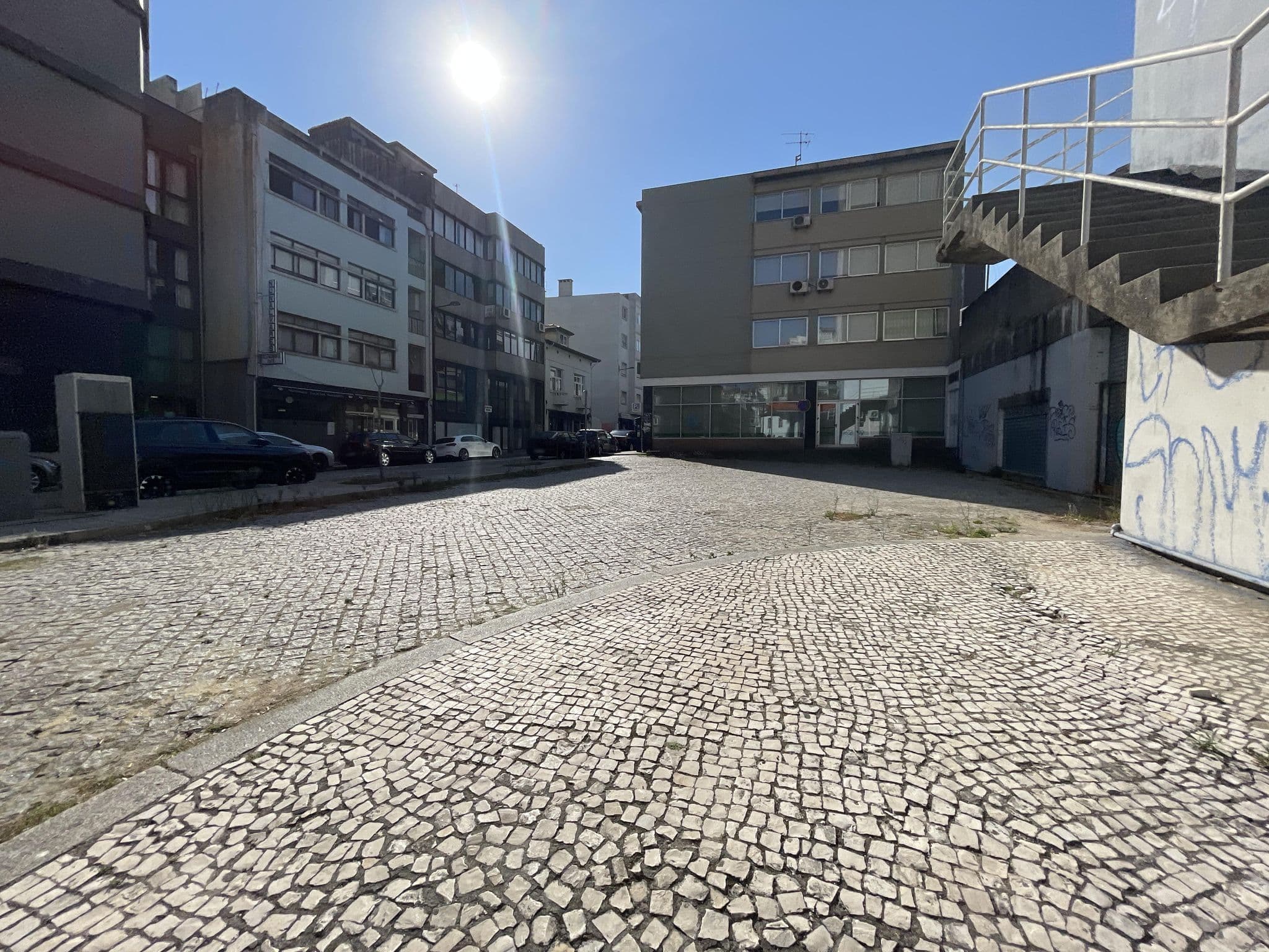 Street view near Hotel Dom Henrique Downtown, Porto — © egorka (CC BY-SA · Mapillary)