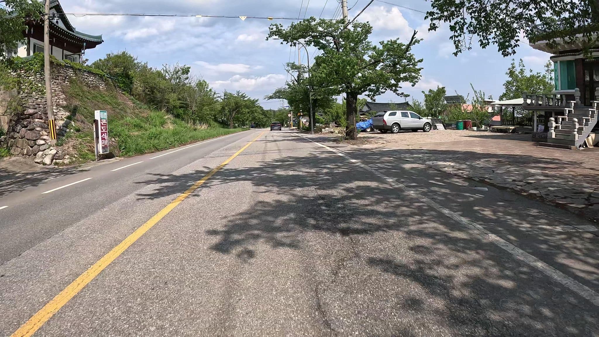 Street view near 초록궁전, Sokcho — © eneerhut (CC BY-SA · Mapillary)