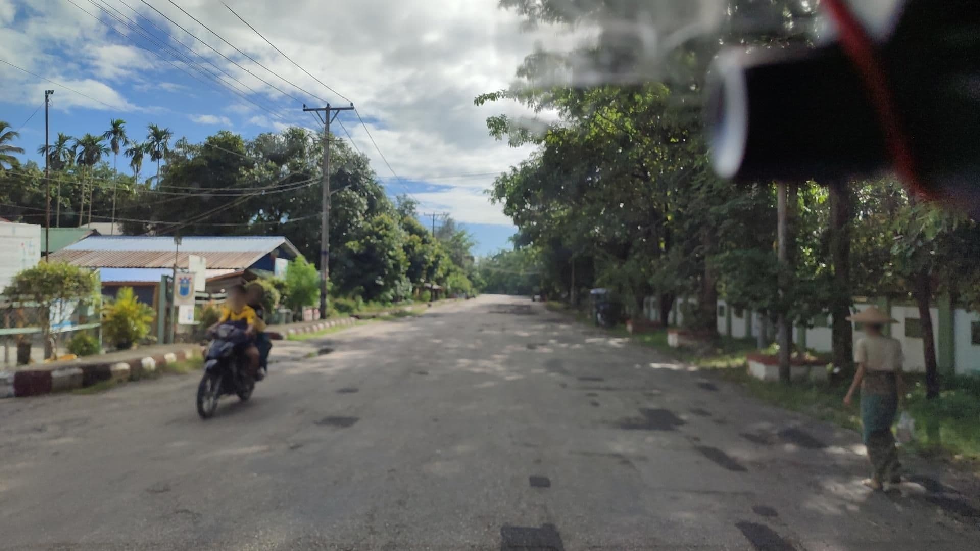 Street view near kyaukphyu hotel, Kyaukpyu — © roadroid (CC BY-SA · Mapillary)