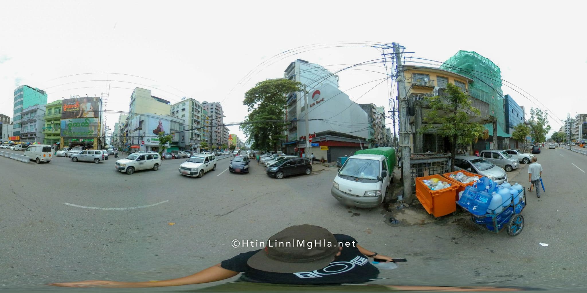Street view near Holiday Season Inn & Backpacjers, Ahlone — © mghla (CC BY-SA · Mapillary)