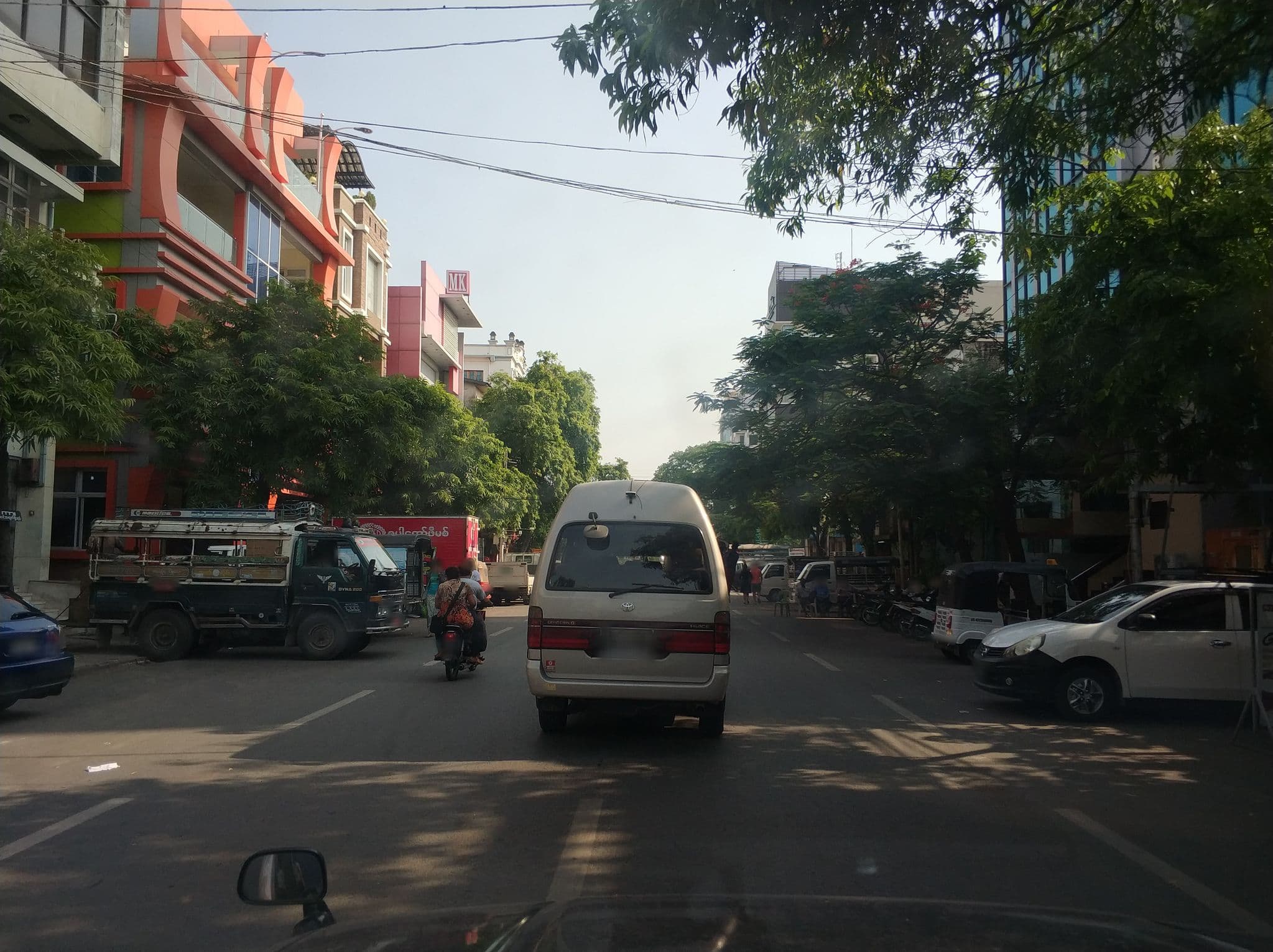 Street view near The Link 83 Mandalay Hotel, Mandalay — © mghla (CC BY-SA · Mapillary)