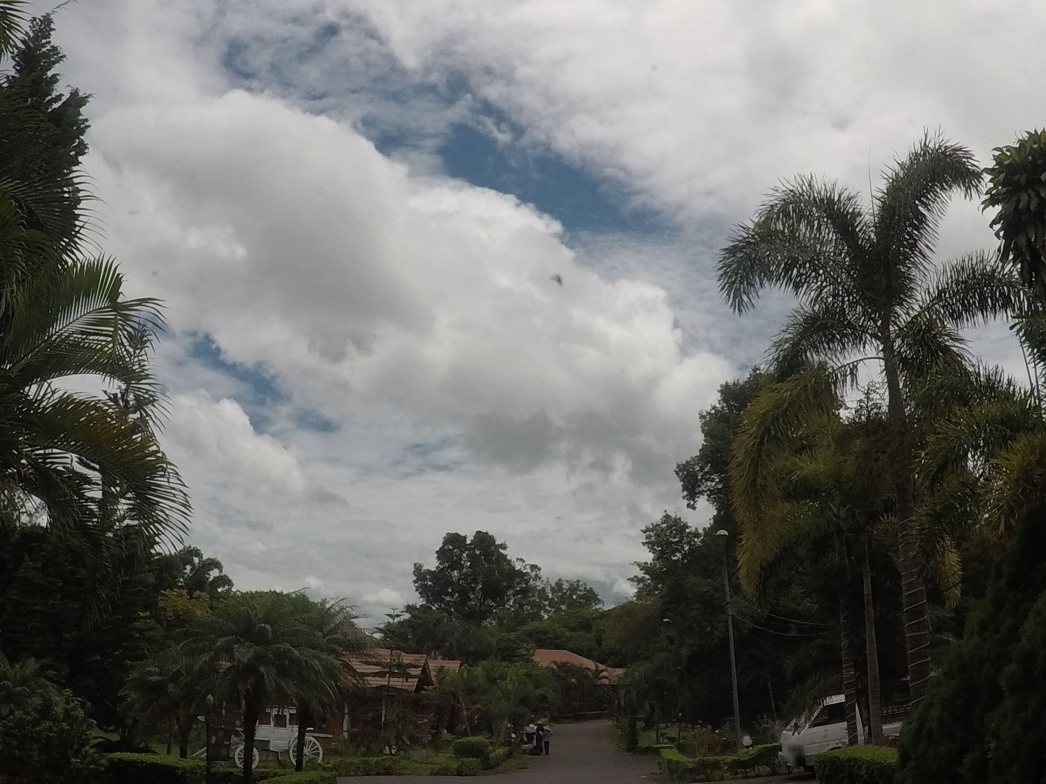 Street view near aureum palace, Pyin Oo Lwin — © taroo (CC BY-SA · Mapillary)